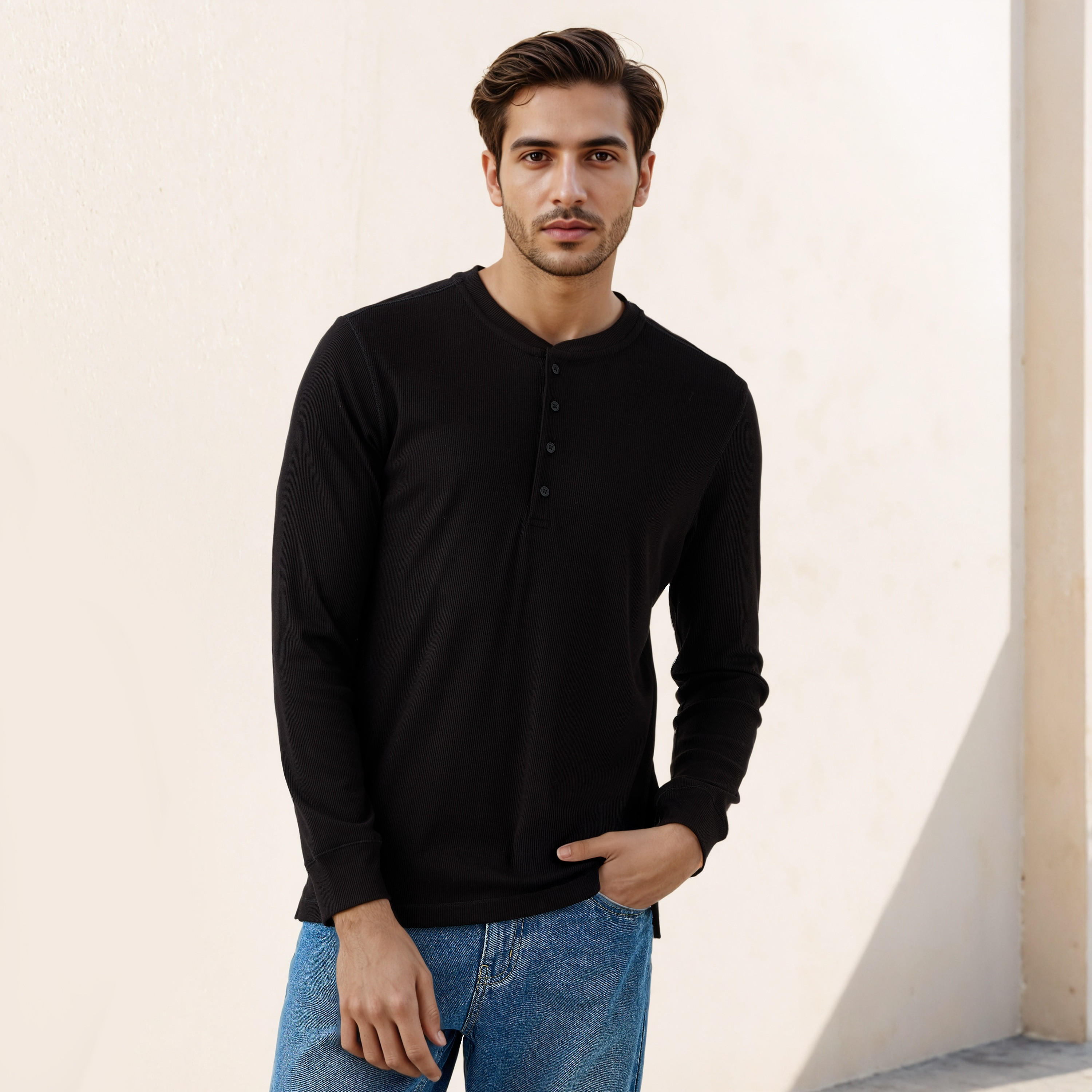 تيشيرت بارز الملمس بقصّة عادية-men-clothing-tshirtsandpolos-tshirts-image-5