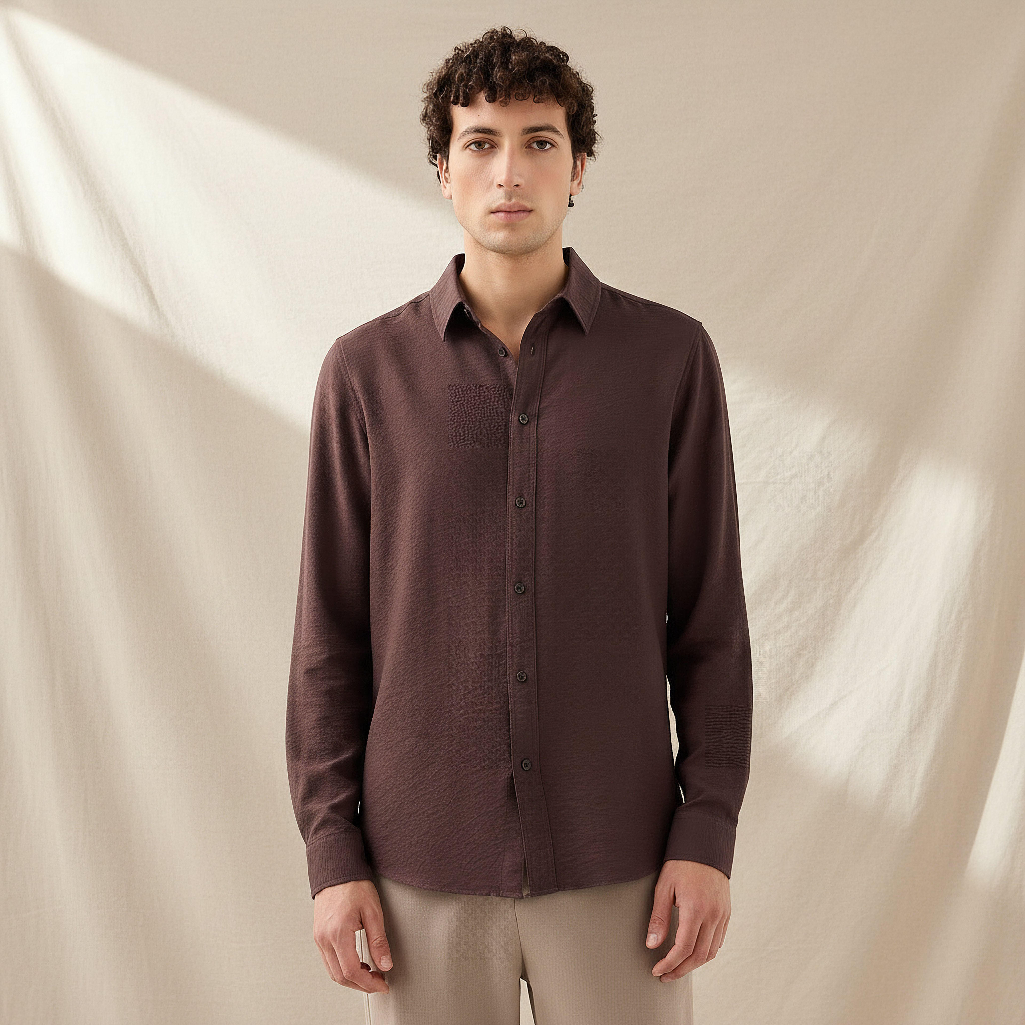قميص رجالي قصة عادية بياقة وملمس مجعد بارز وأكمام طويلة-men-clothing-shirts-image-5