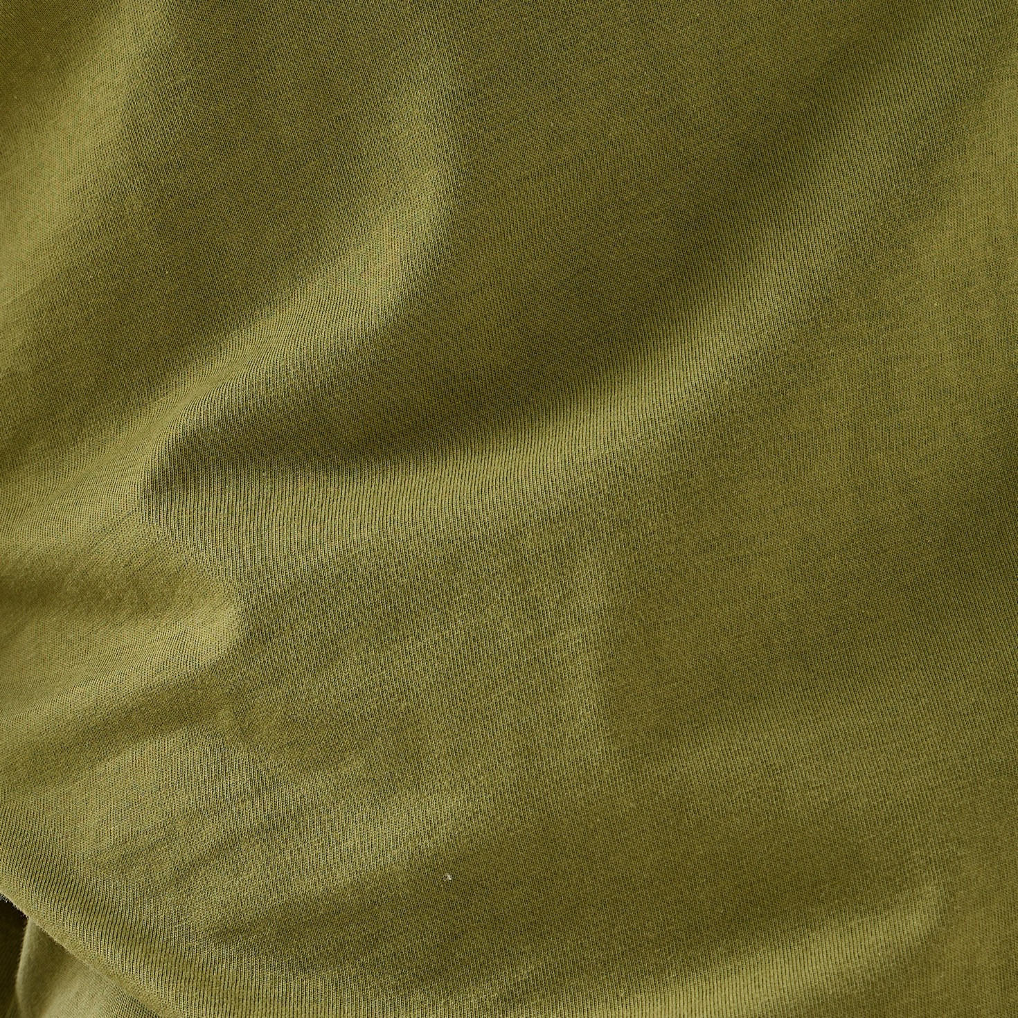 تيشيرت بياقة ضيقة وقصة عادية-men-clothing-tshirtsandpolos-tshirts-image-5