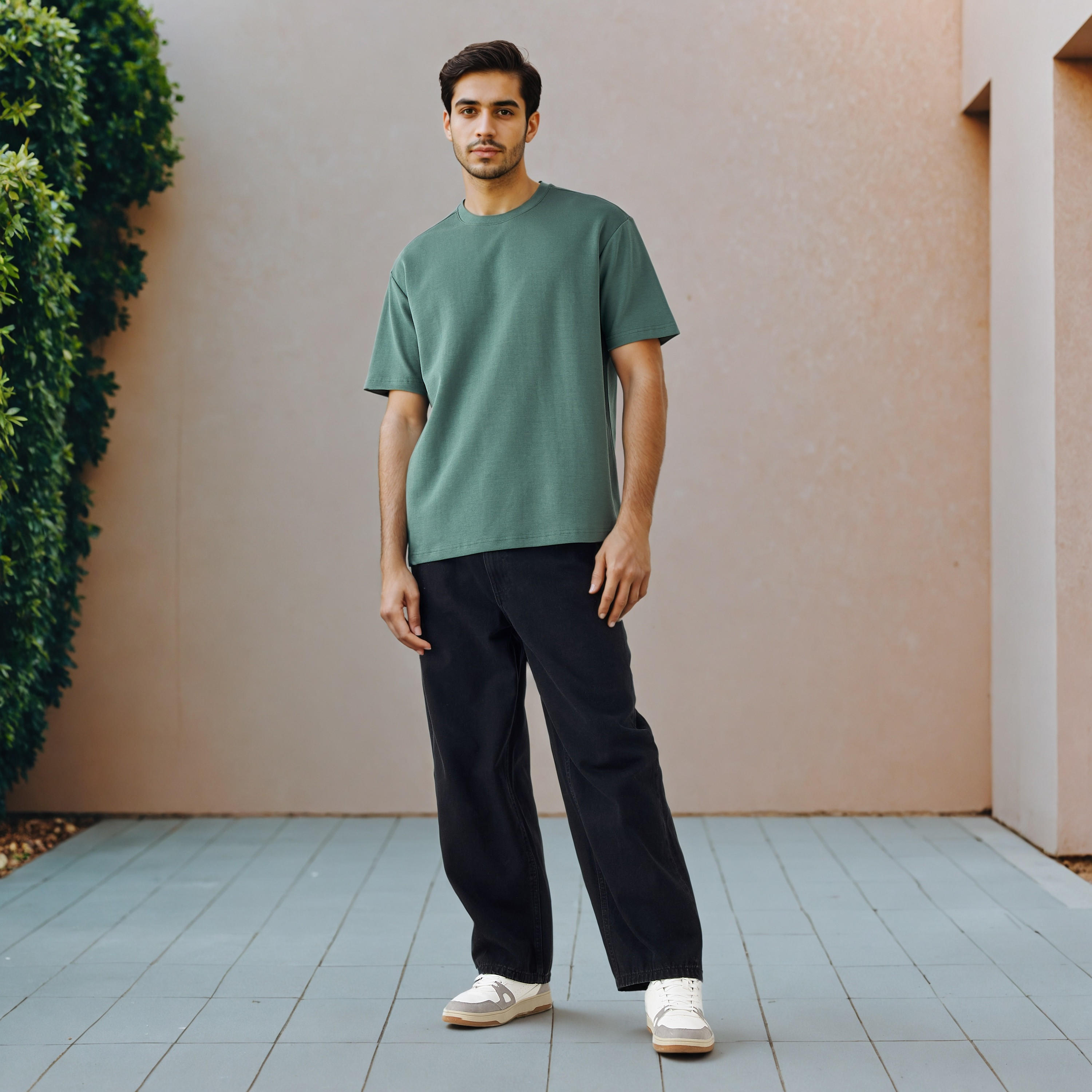 تيشيرت بقصّة مريحة وأكتاف منسدلة-men-clothing-tshirtsandpolos-tshirts-image-2