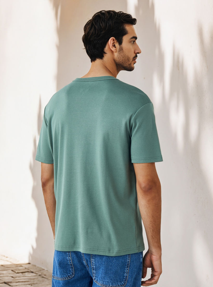 Relaxed Fit Crew Neck T-shirt-men-clothing-tshirtsandpolos-tshirts-image-3