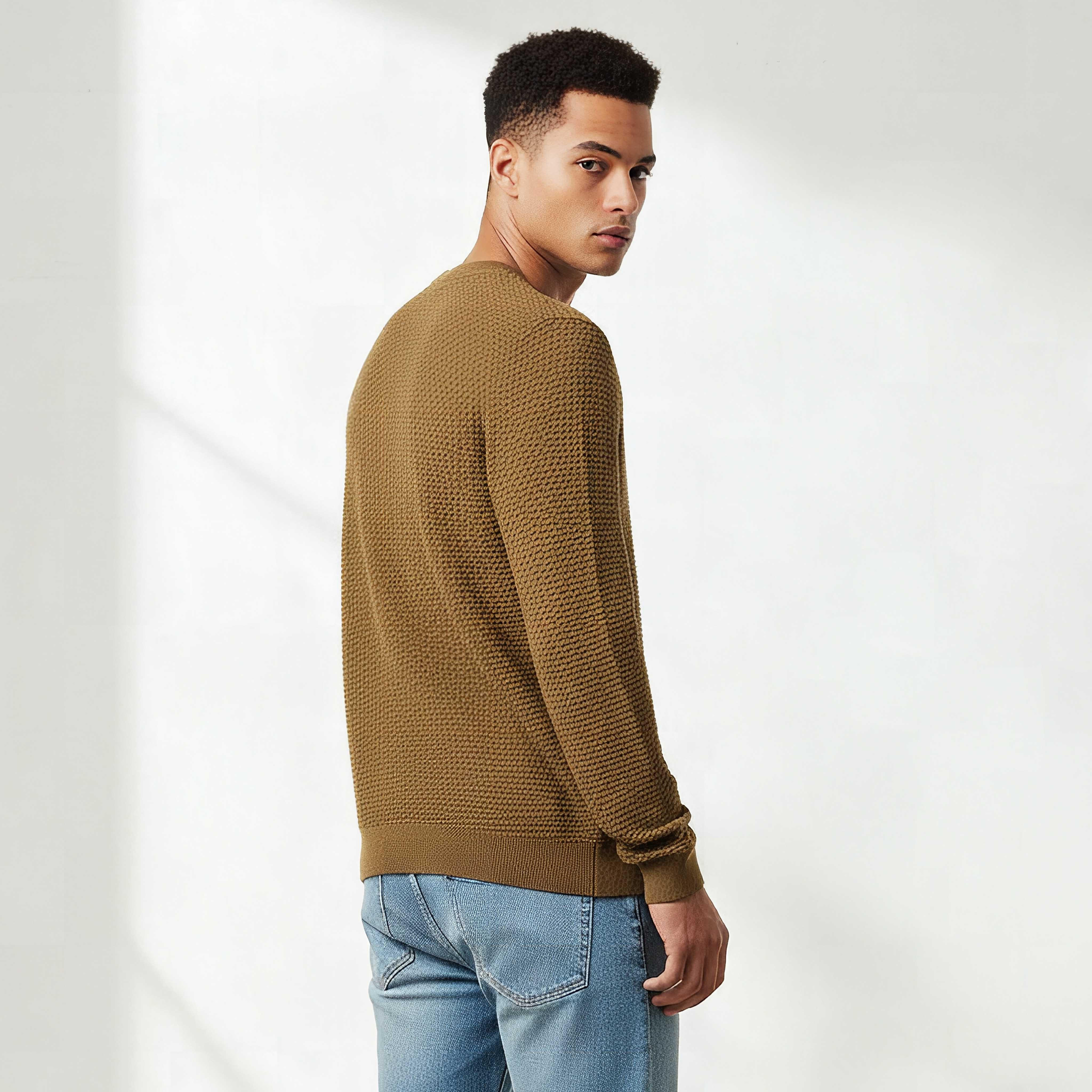 كنزة بارزة الملمس بياقة ضيقة للرجال-men-clothing-sweatersandpullovers-image-3