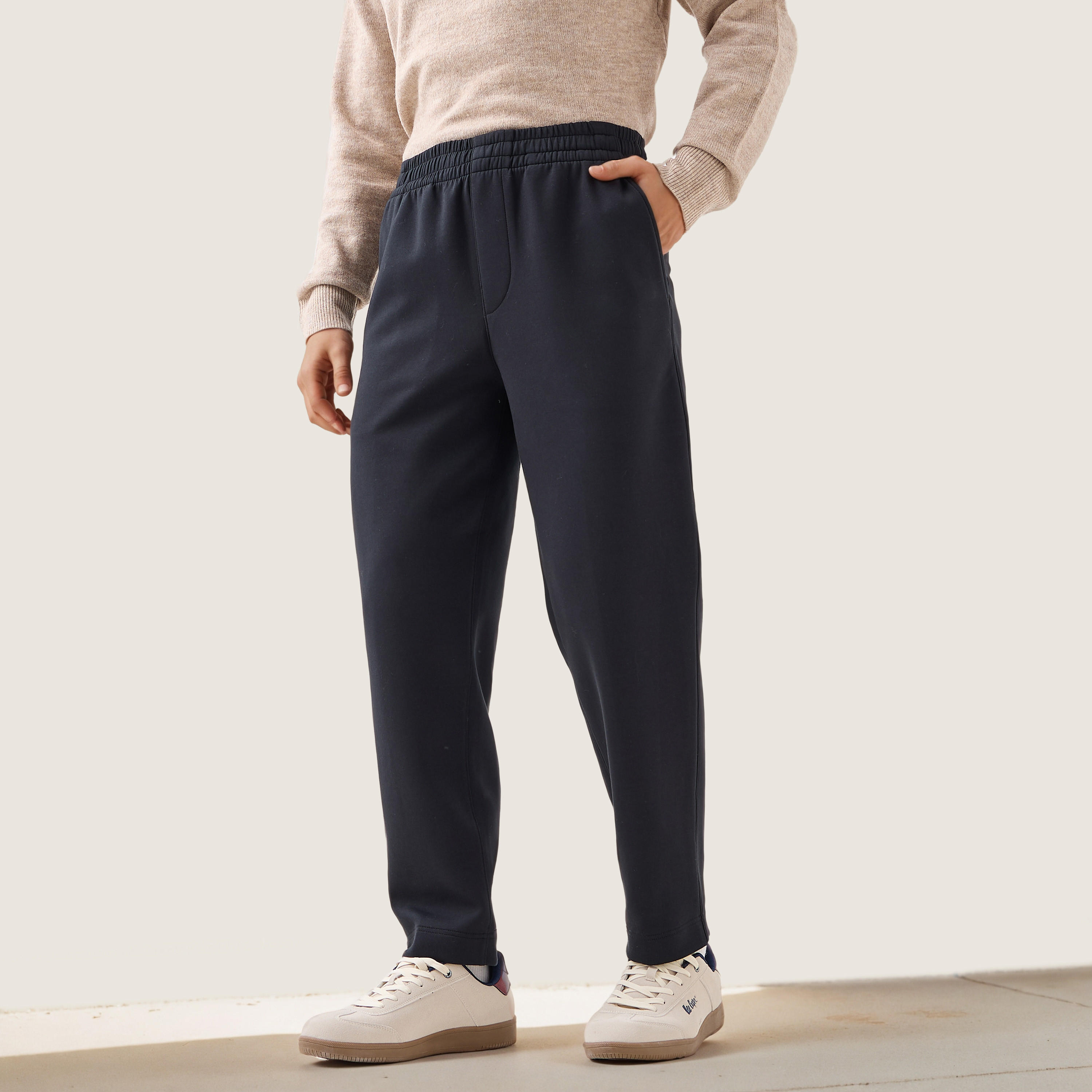 بنطلون رياضي بقصّة عادية وخصر مرن للرجال-men-clothing-bottoms-joggers-image-1