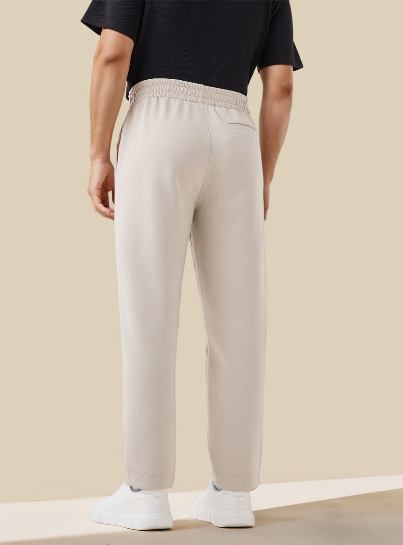 بنطلون رياضي بقصّة عادية وخصر مرن للرجال-men-clothing-bottoms-joggers-image-3
