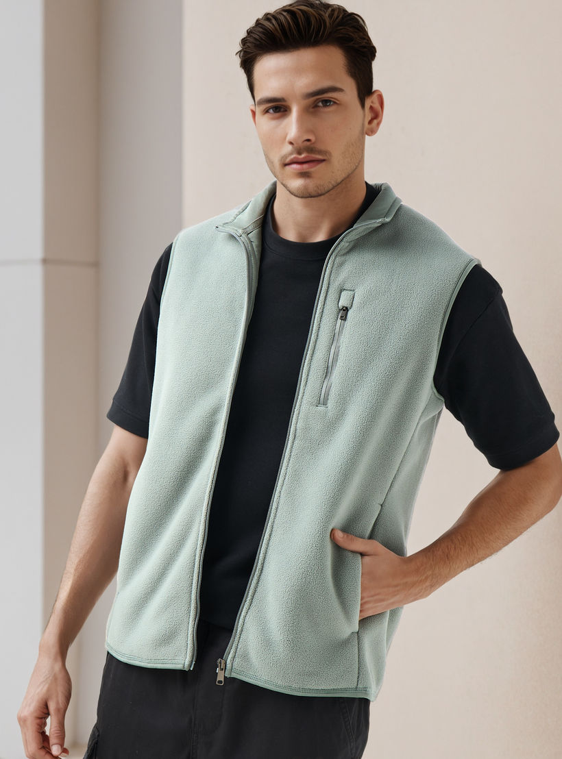 جاكيت رجالي دون أكمام بقصة عادية وياقة عالية-men-clothing-jacketsandblazers-jackets-image-7