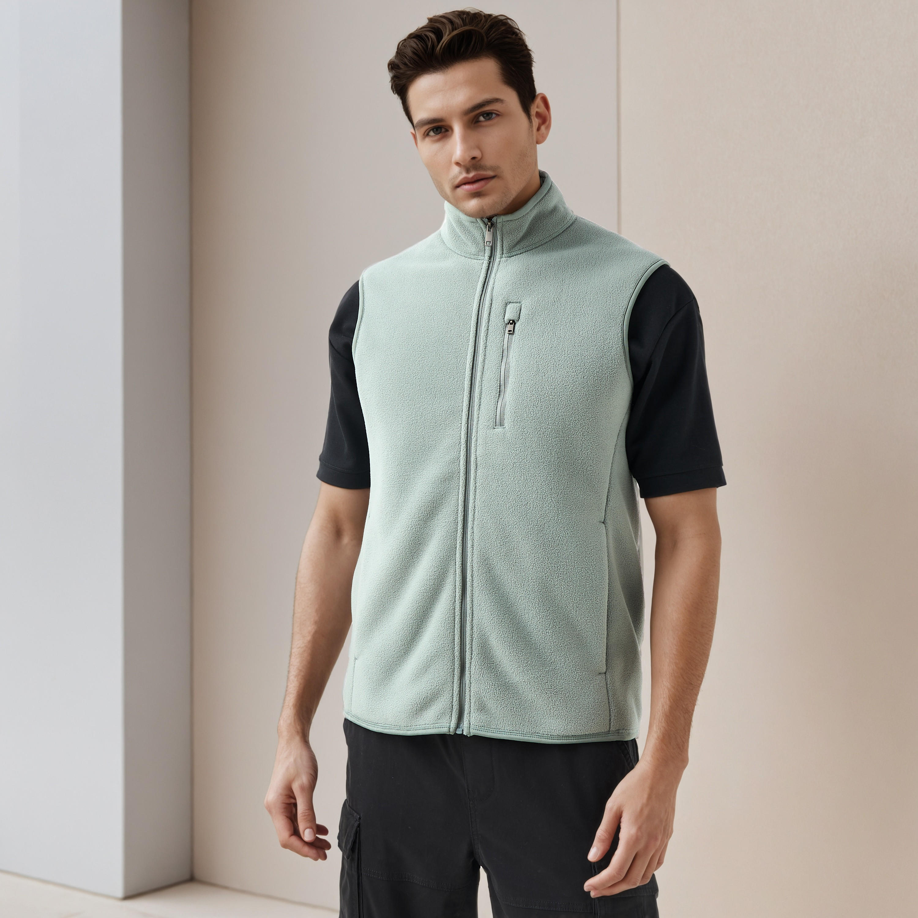 جاكيت رجالي دون أكمام بقصة عادية وياقة عالية-men-clothing-jacketsandblazers-jackets-image-1