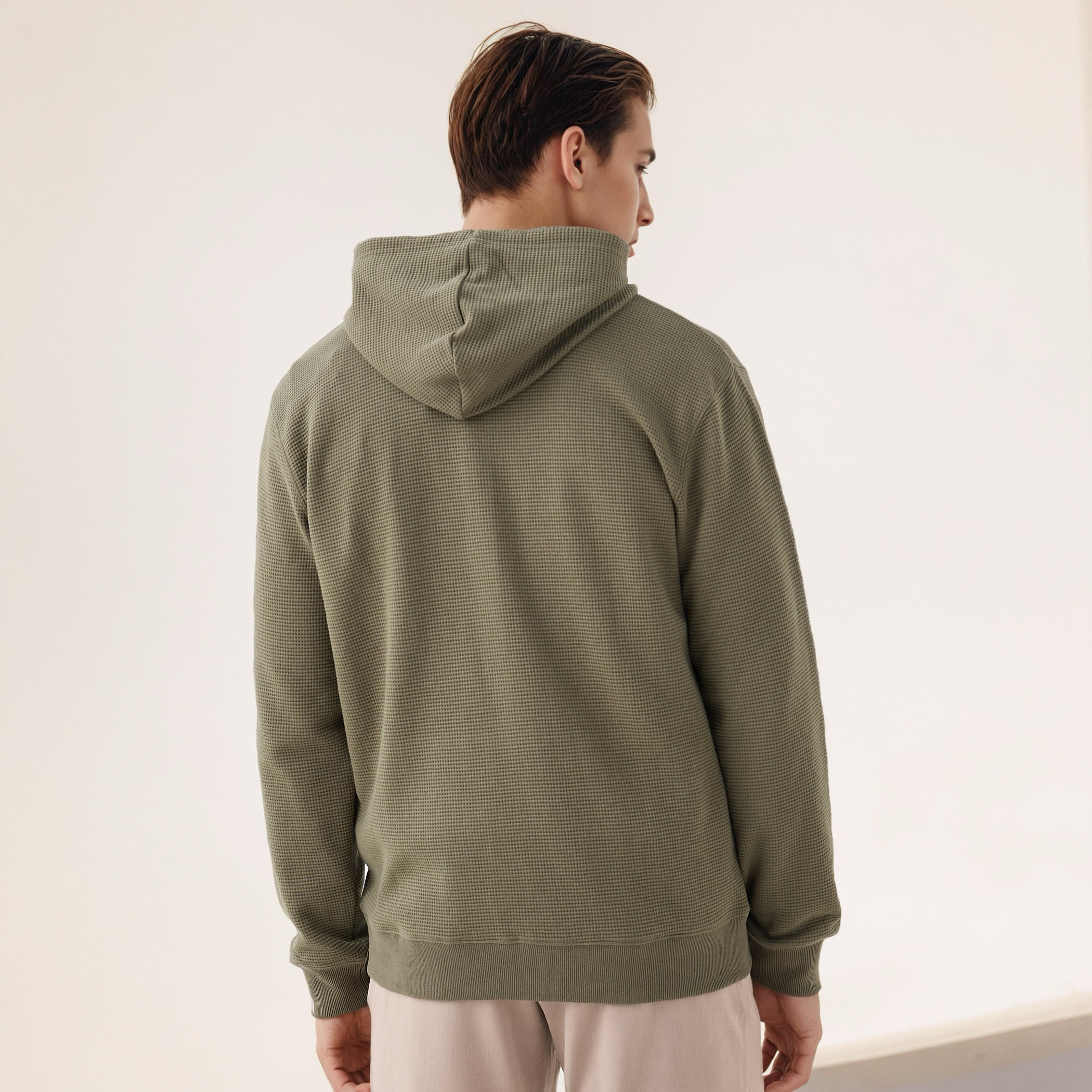 Men Regular Fit Waffle Textured Cotton Blend Hoodie-men-winterwear-hoodiesandsweatshirts-image-3