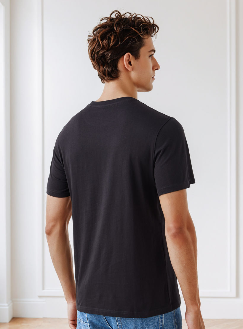 Men's Slim Fit Crew Neck Short Sleeve Varsity Print T-shirt-men-clothing-tshirtsandpolos-tshirts-image-3