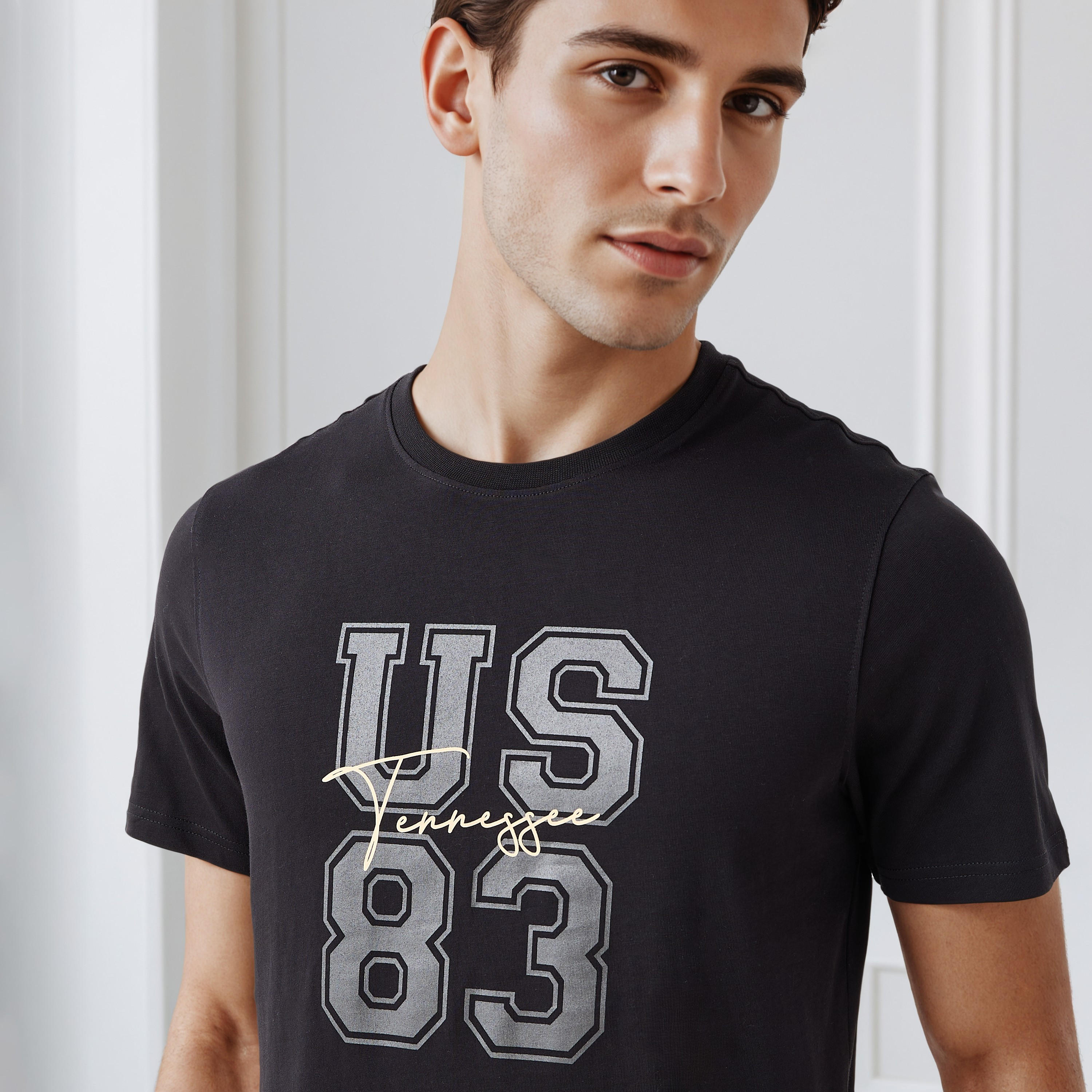 Men's Slim Fit Crew Neck Short Sleeve Varsity Print T-shirt-men-clothing-tshirtsandpolos-tshirts-image-5