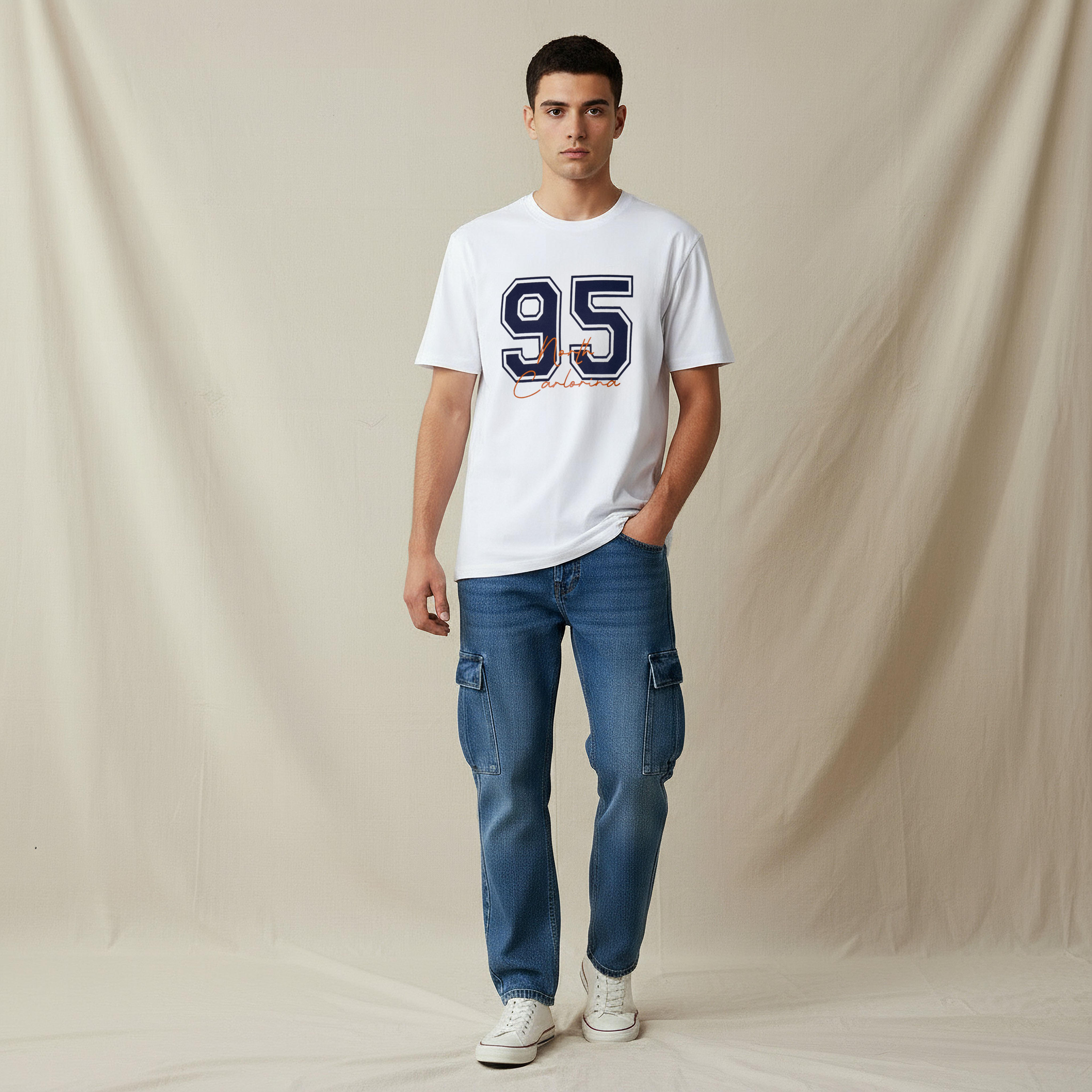 تيشيرت رجالي بقصة ضيقة وطبعات فارستي وياقة ضيقة وأكمام قصيرة-men-clothing-tshirtsandpolos-tshirts-image-2