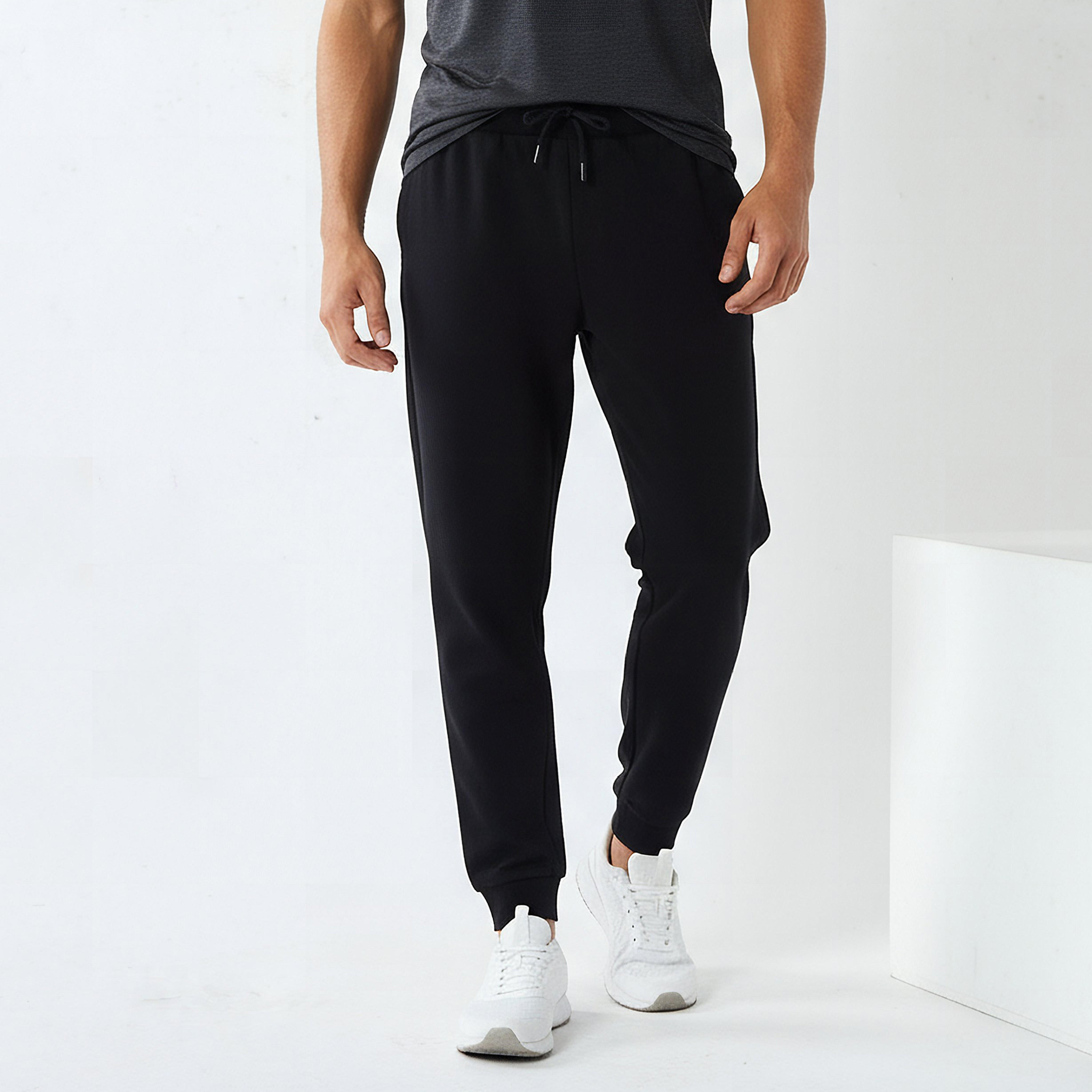 بنطلون رياضي بقصة عادية وجيوب للرجال-men-clothing-bottoms-joggers-image-5