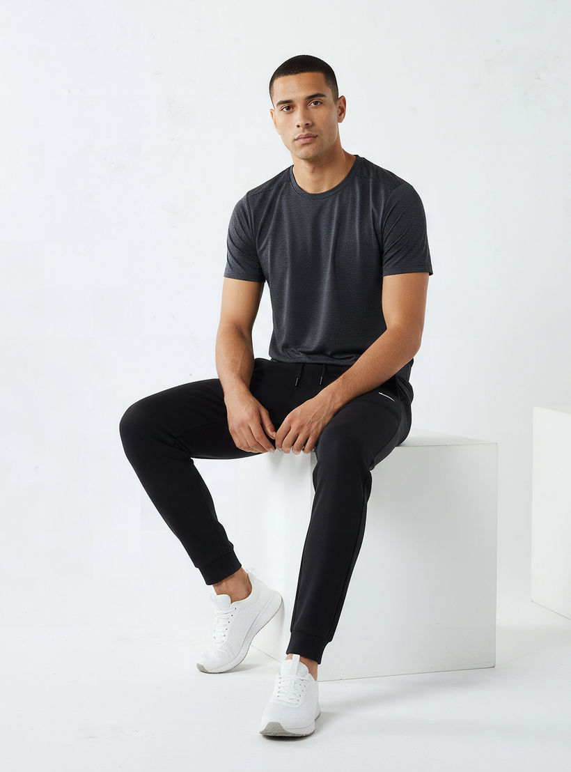 بنطلون رياضي بقصة عادية وجيوب للرجال-men-clothing-bottoms-joggers-image-1