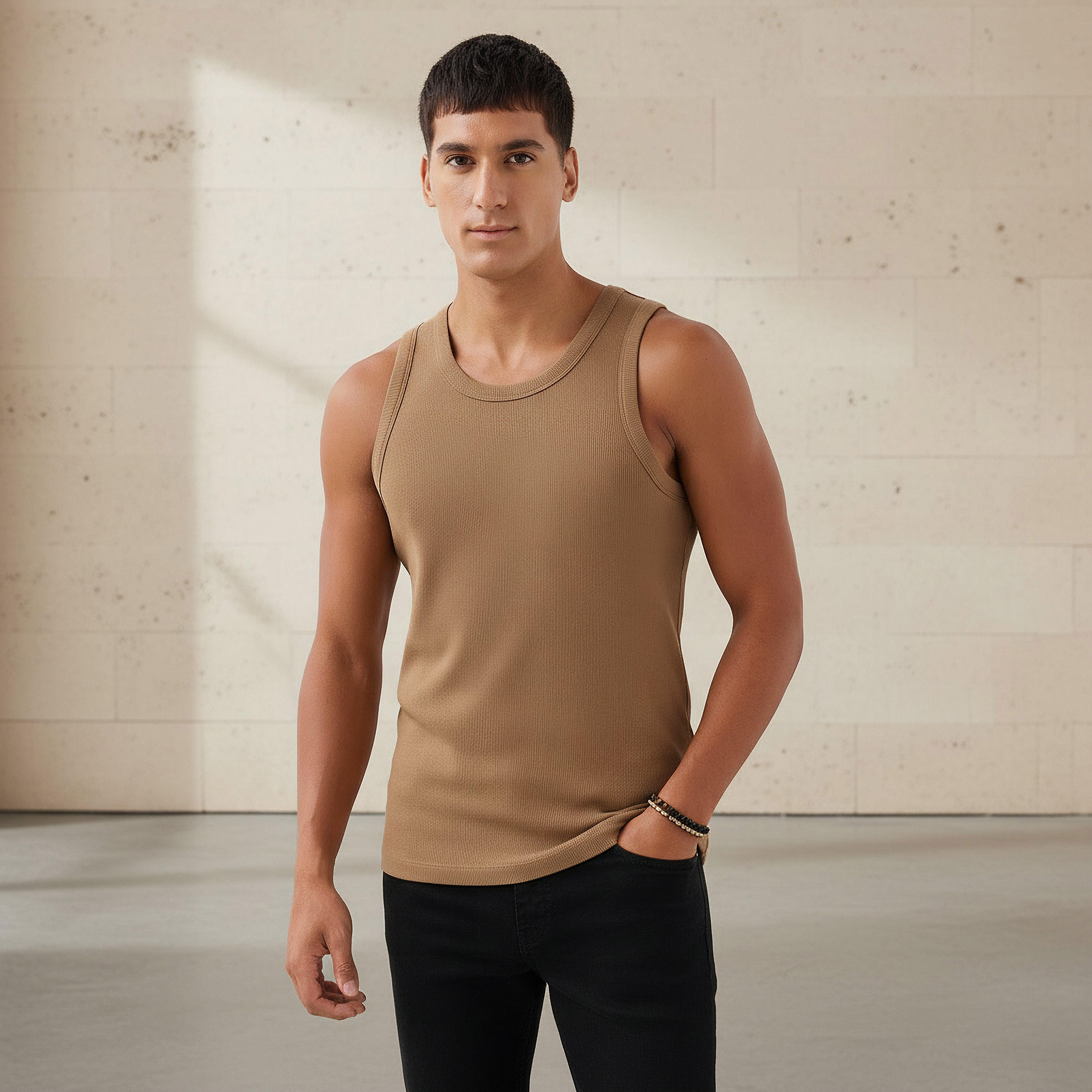 فيست رجالي مضلع-men-clothing-tshirtsandpolos-vests-image-5
