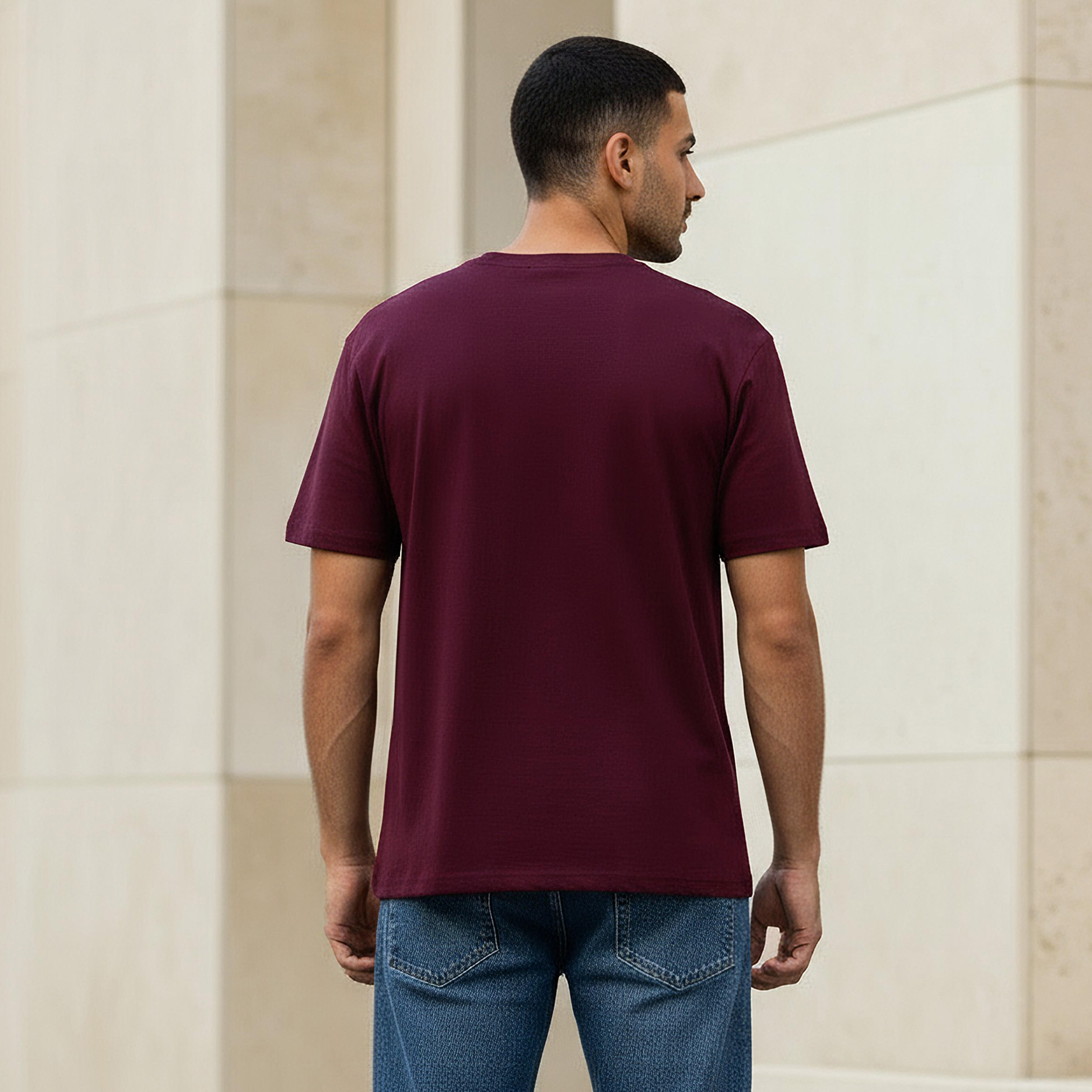 تيشيرت بقصة مريحة وياقة ضيقة وأكمام قصيرة للرجال-men-clothing-tshirtsandpolos-tshirts-image-3