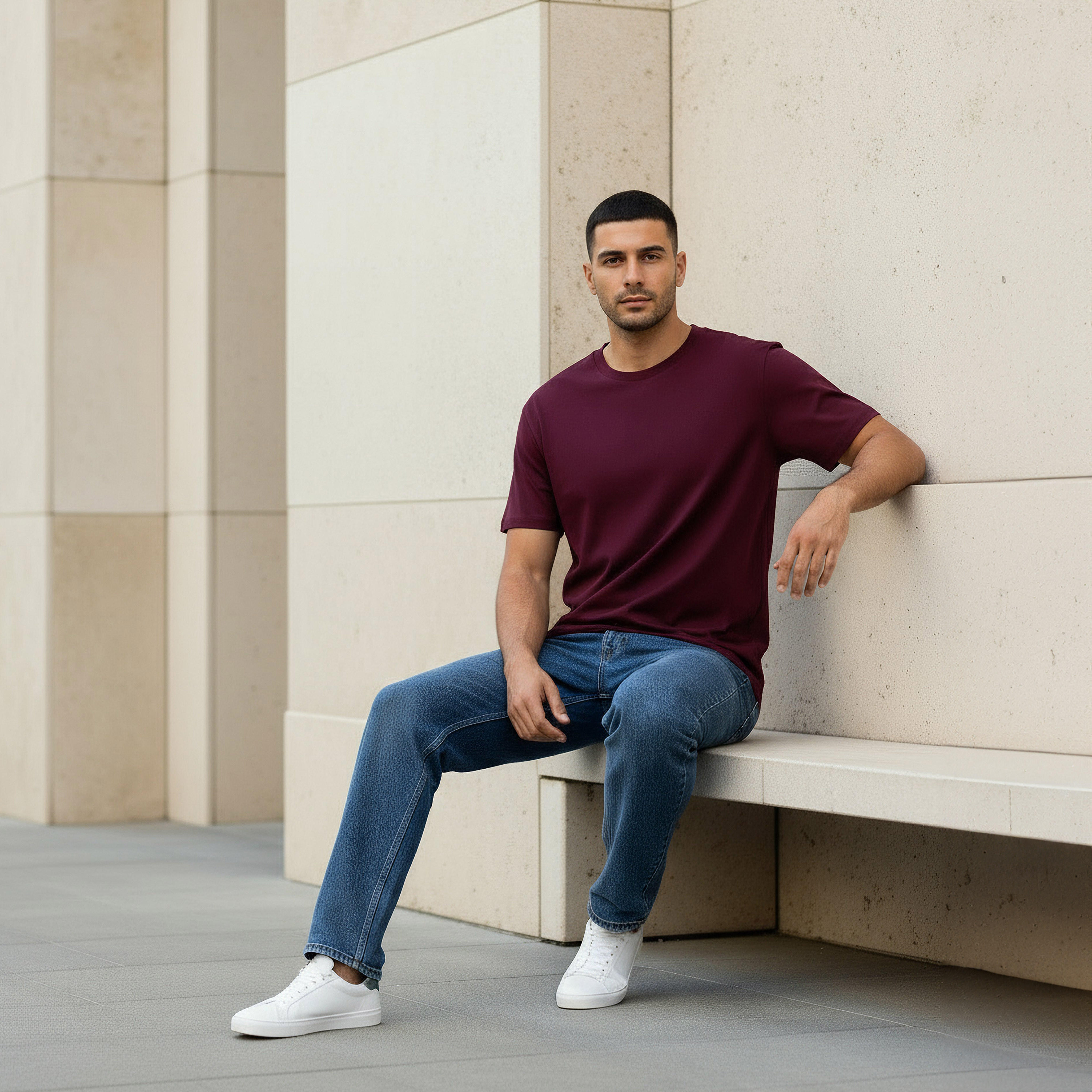 تيشيرت بقصة مريحة وياقة ضيقة وأكمام قصيرة للرجال-men-clothing-tshirtsandpolos-tshirts-image-5