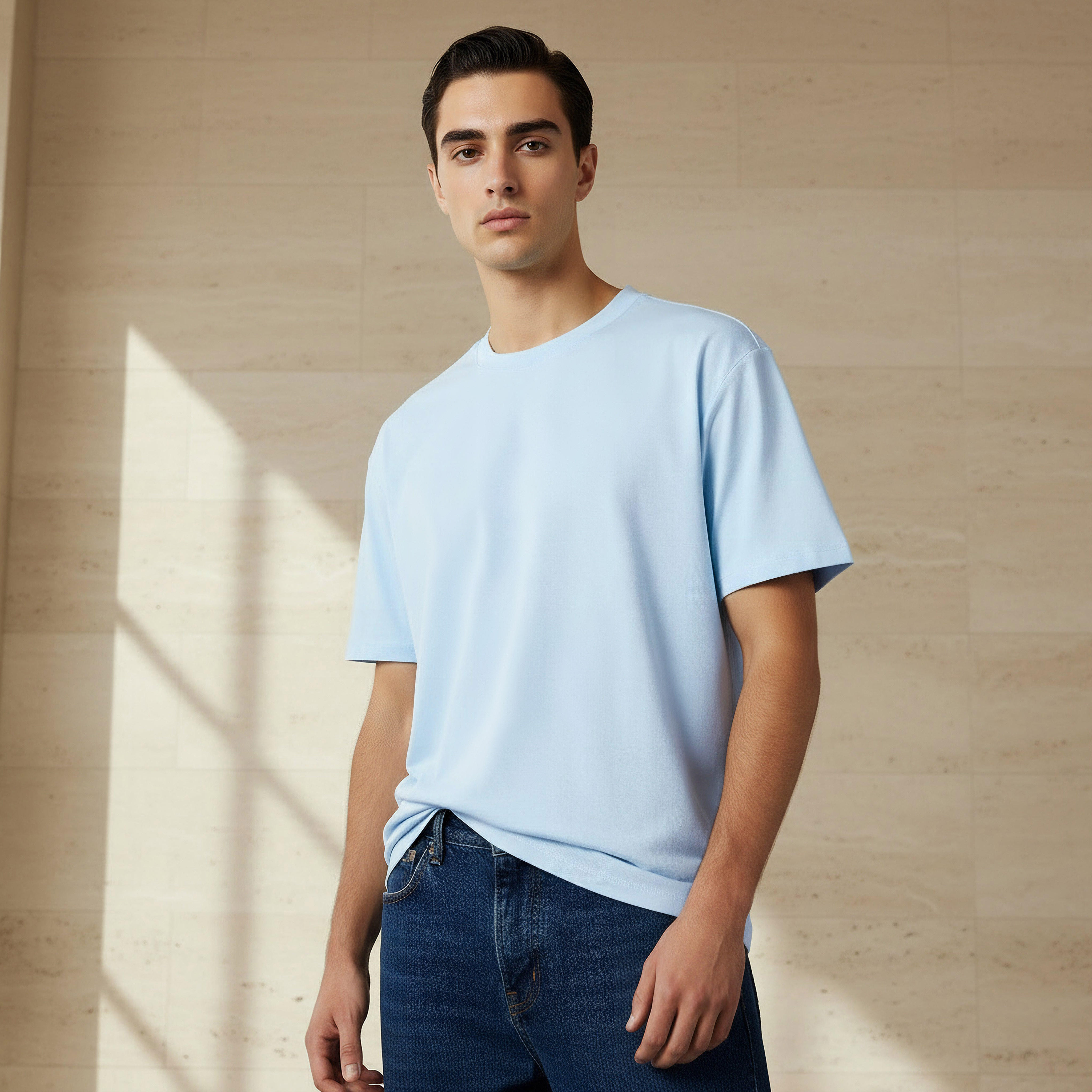 تيشيرت رجالي بقصة مريحة وياقة ضيقة وأكمام قصيرة-men-clothing-tshirtsandpolos-tshirts-image-4