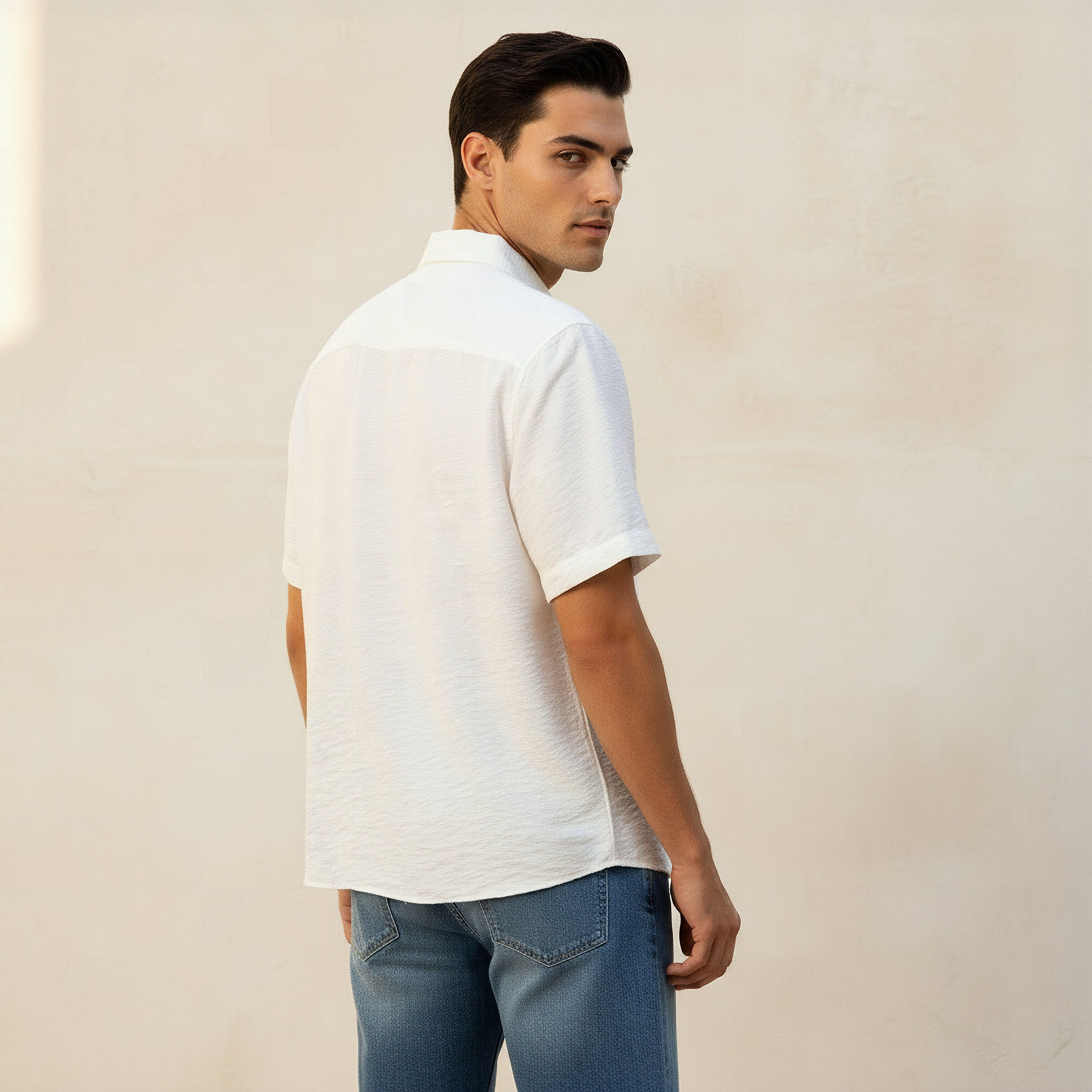 قميص رجالي بياقة وقصة عادية وأكمام قصيرة-men-clothing-shirts-image-4