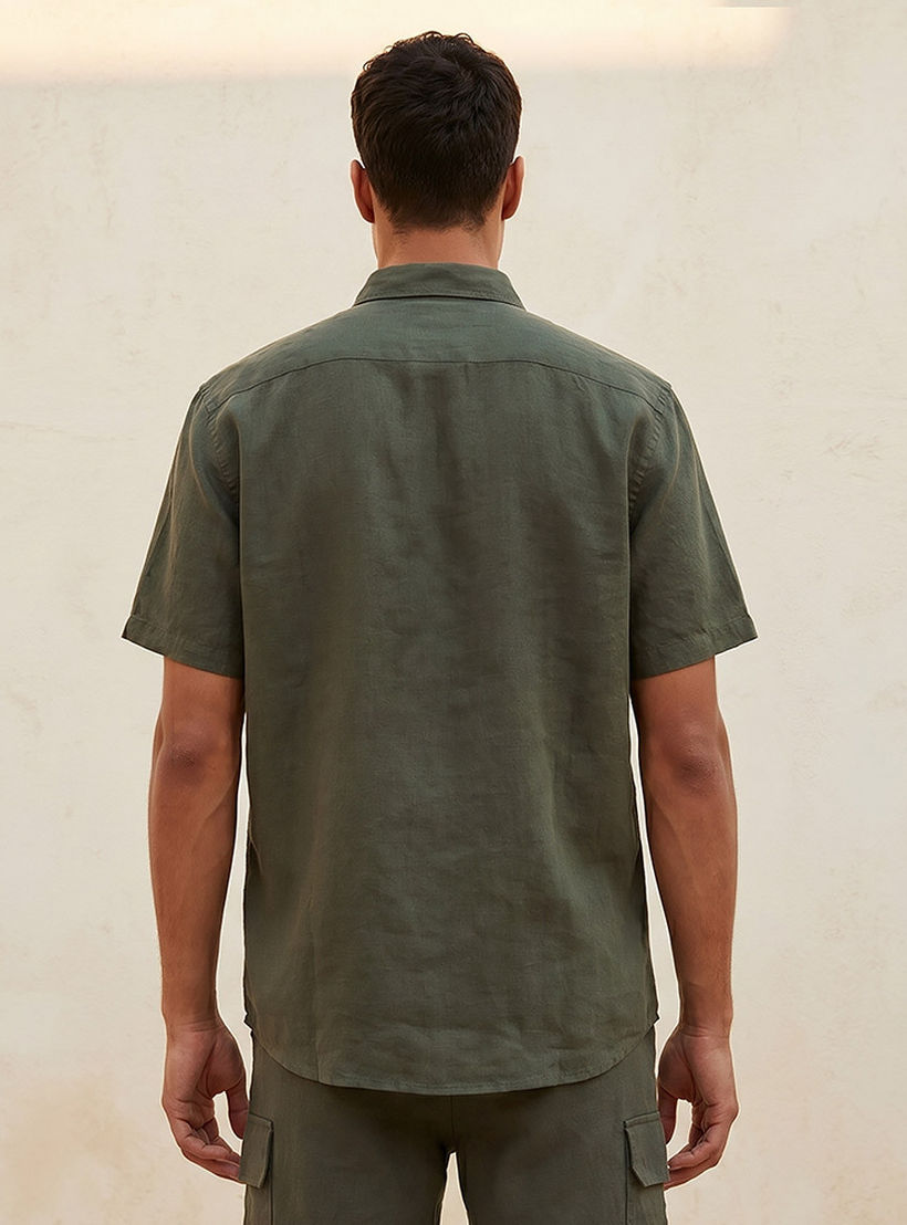 قميص من مزيج الكتان بقصّة عادية وياقة عادية للرجال-men-clothing-shirts-image-4