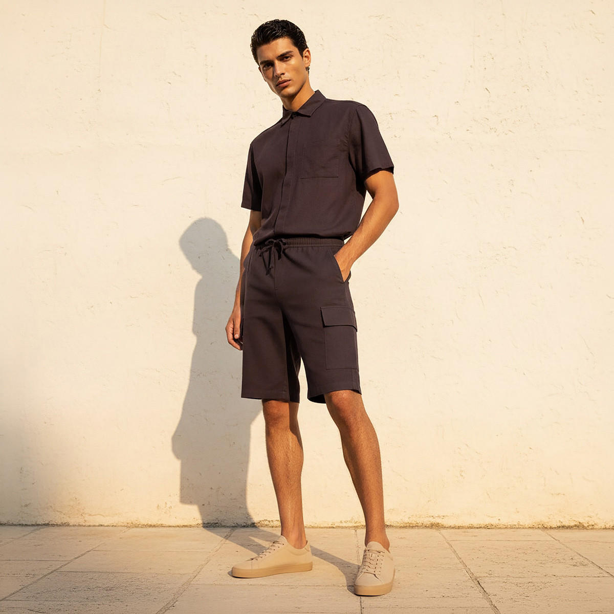 شورت كارجو من مزيج الكتان بقصّة عادية للرجال-men-clothing-bottoms-shorts-image-3