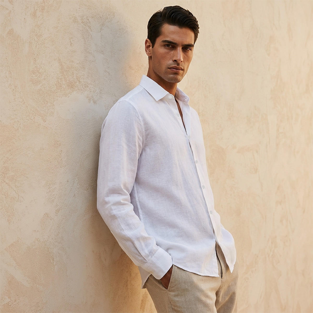 قميص مزيج الكتان بقصة عادية وياقة وملمس بارز وأكمام طويلة من سبلاش بيسك-men-clothing-shirts-image-1