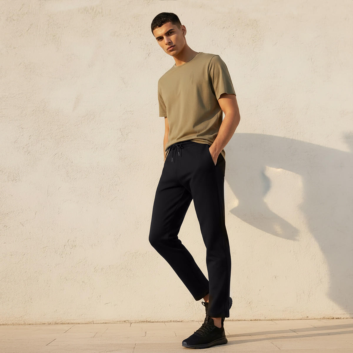 بنطلون رياضي سكوبا بقصّة عادية ورباط إغلاق للرجال-men-clothing-bottoms-joggers-image-3