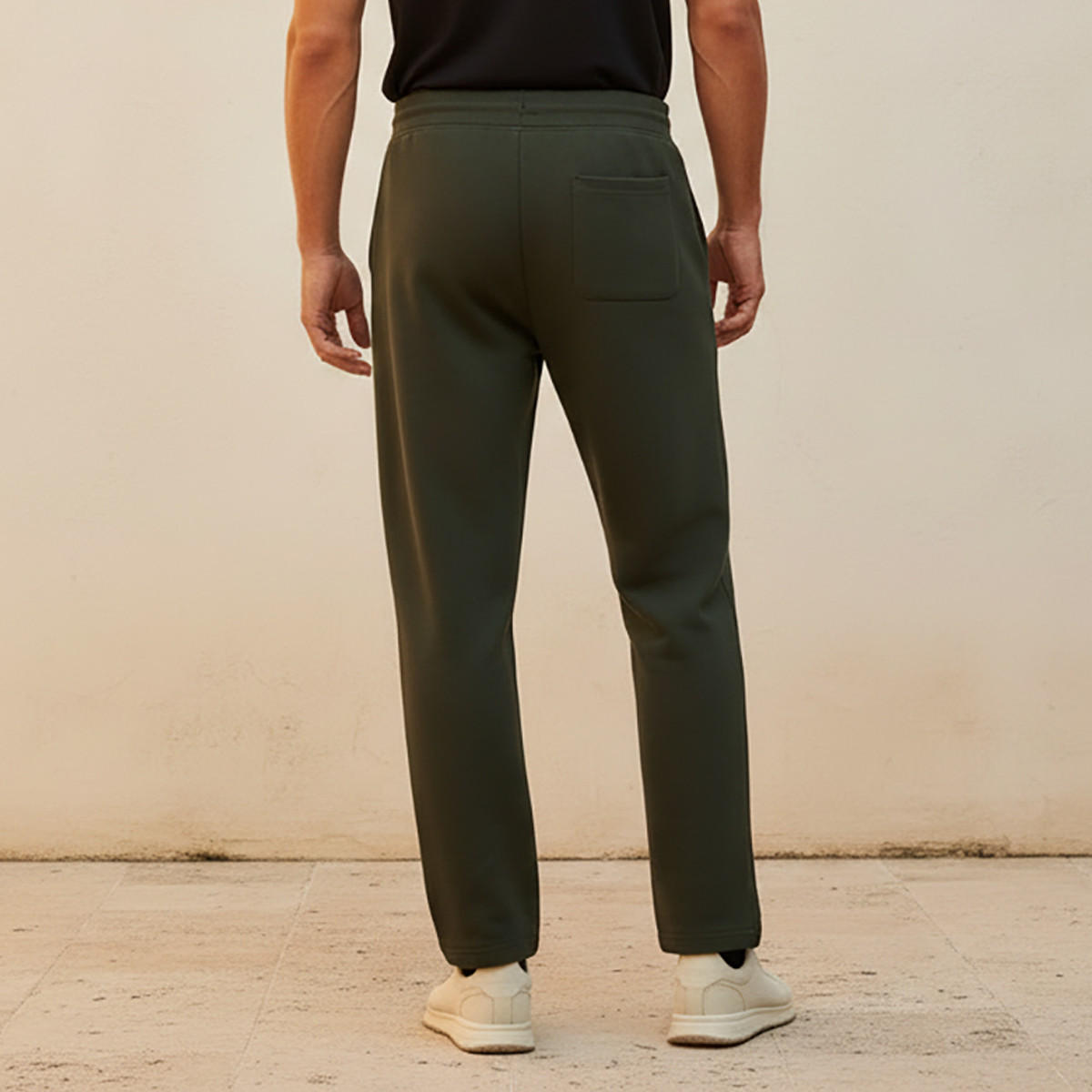 Men Regular Fit Scuba Joggers with Drawstring Closure-men-clothing-bottoms-joggers-image-4