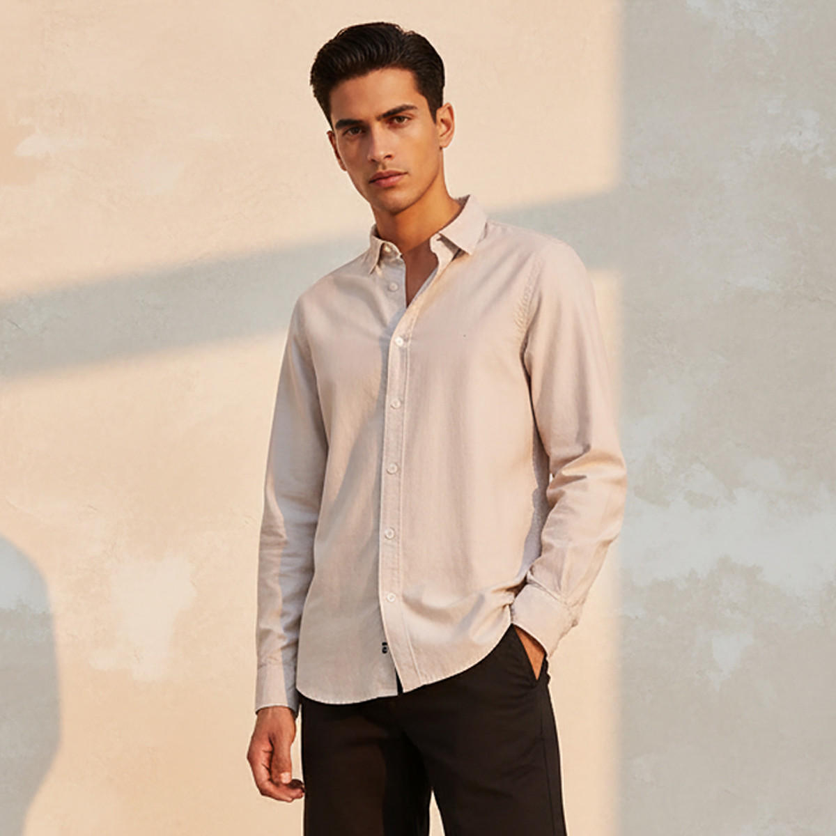 قميص بقصّة سليم وياقة عادية وأكمام طويلة وأزرار للرجال-men-clothing-shirts-image-1
