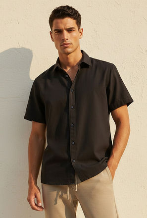 Splash Basic Regular Fit Button-Down Collar Short Sleeves Shirt-men-clothing-image-1