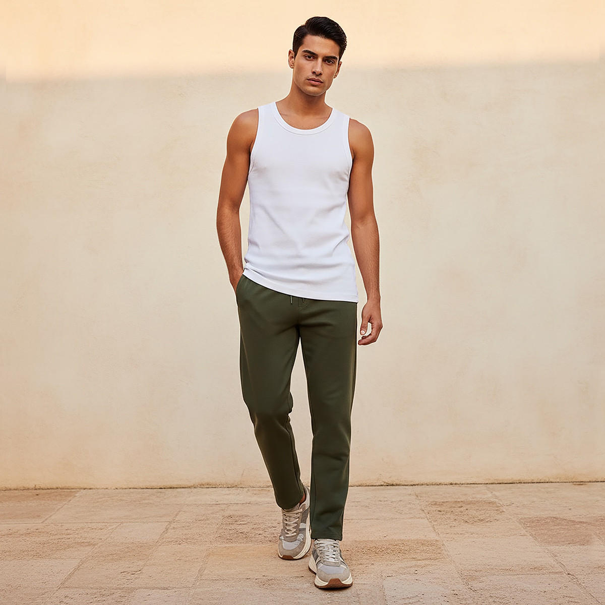 فيست مضلع من سبلاش بيسك-men-clothing-tshirtsandpolos-vests-image-3