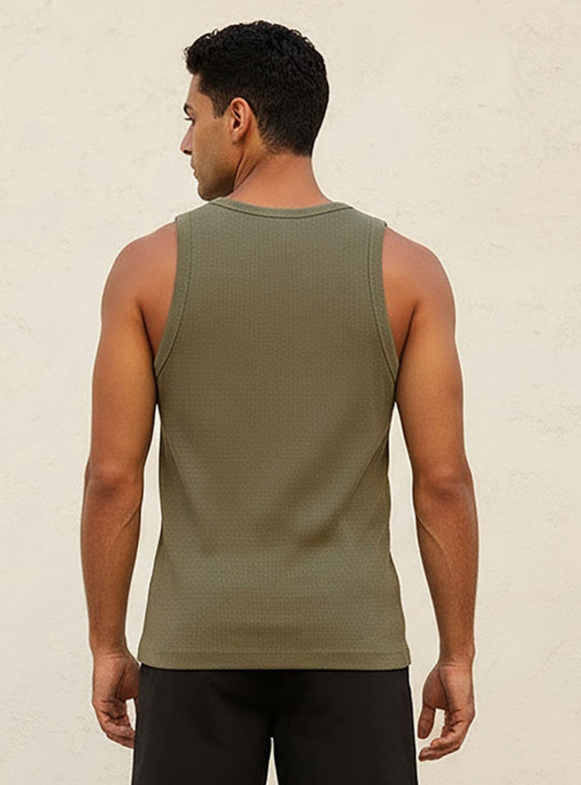 فيست مضلع من سبلاش بيسك-men-clothing-tshirtsandpolos-vests-image-4