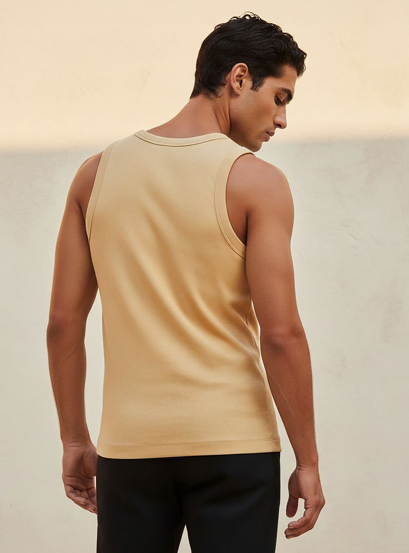 فيست مضلع من سبلاش بيسك-men-clothing-tshirtsandpolos-vests-image-4
