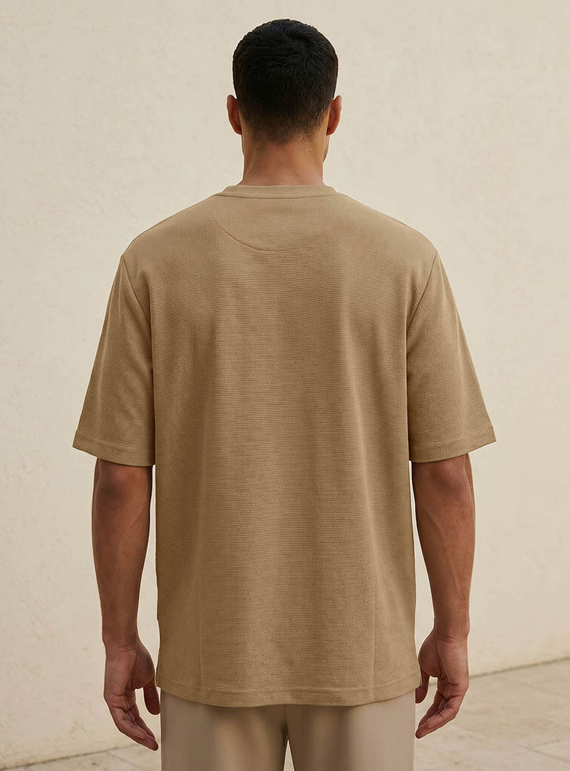 Men Slim Fit Crew Neck Short Sleeves Textured T-shirt-men-clothing-tshirtsandpolos-tshirts-image-4
