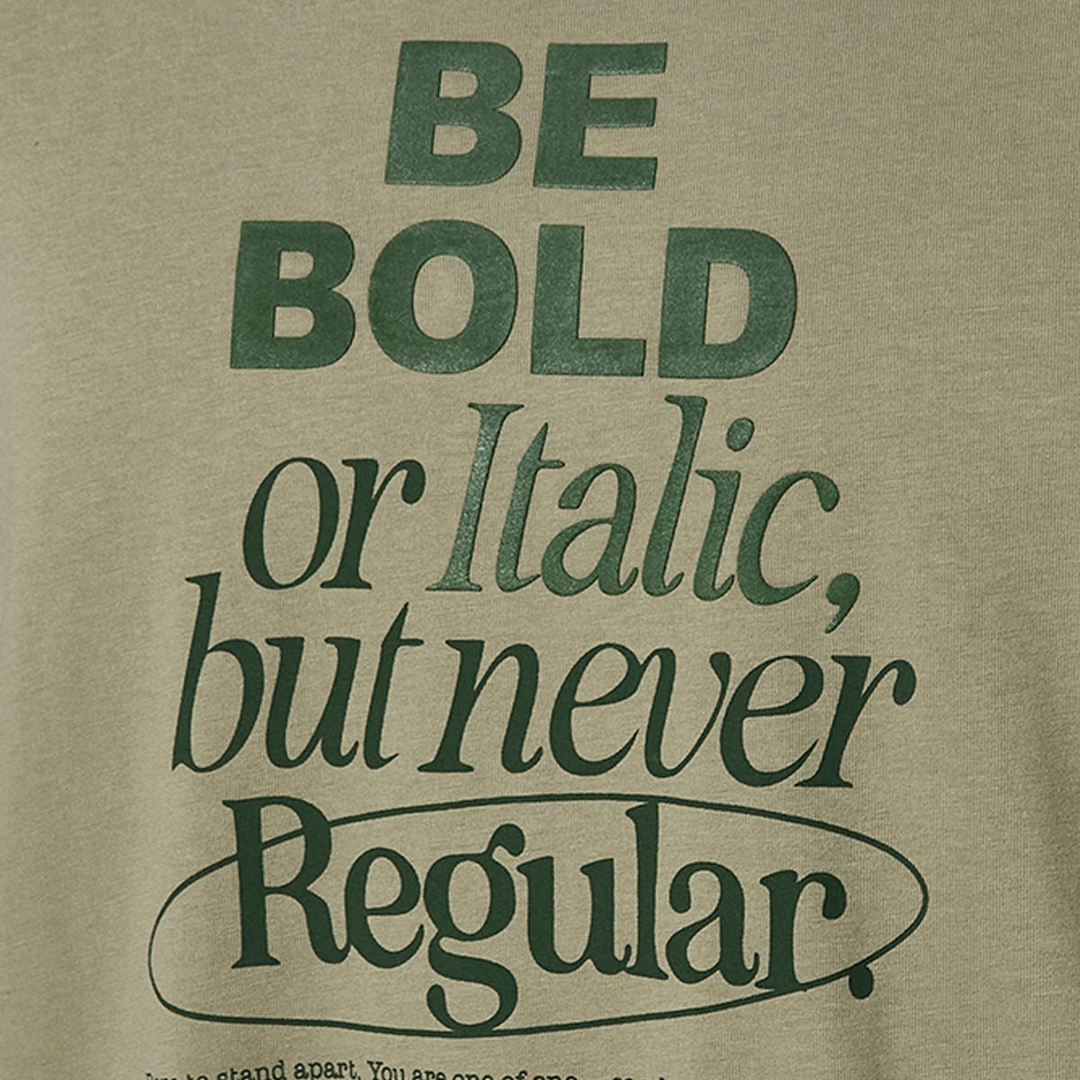 تيشيرت بقصة سليم وياقة ضيقة وأكمام قصيرة وطبعات من أساسيات سبلاش-men-clothing-tshirtsandpolos-tshirts-image-2