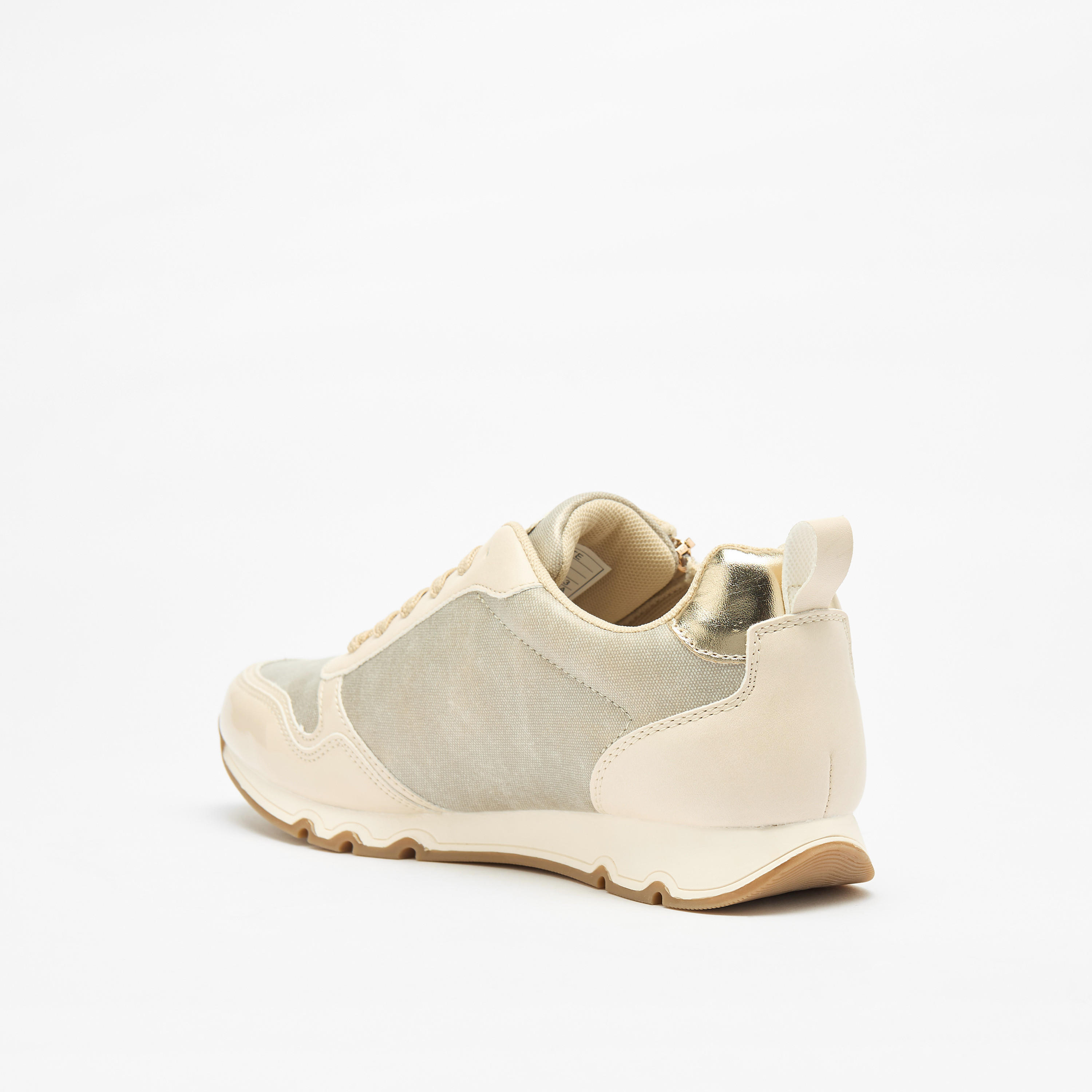 حذاء سنيكرز بكاحل منخفض ورباط إغلاق وألواح للنساء من سيليست-women-shoes-sneakers-image-7