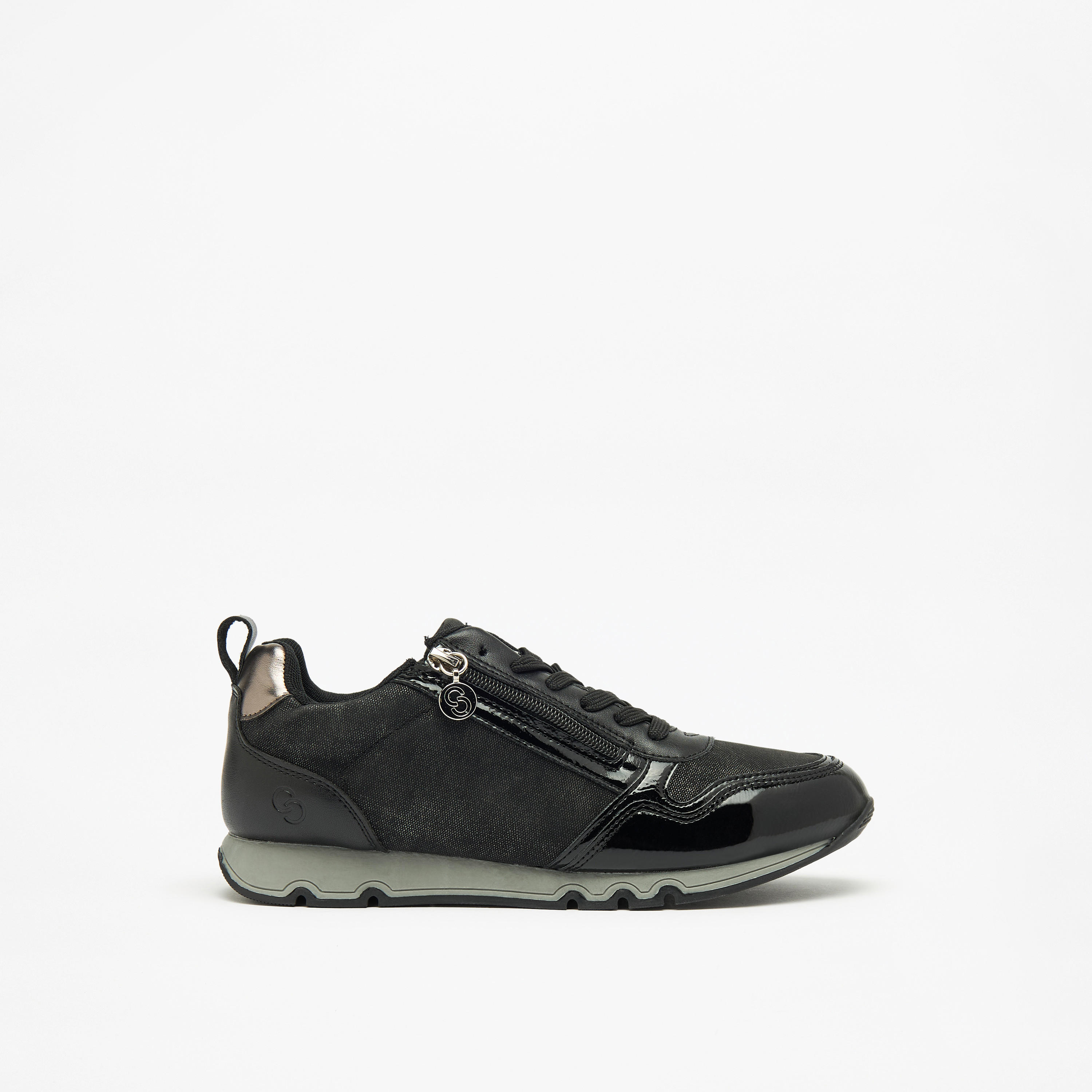 حذاء سنيكرز بكاحل منخفض ورباط إغلاق وألواح للنساء من سيليست-women-shoes-sneakers-image-3