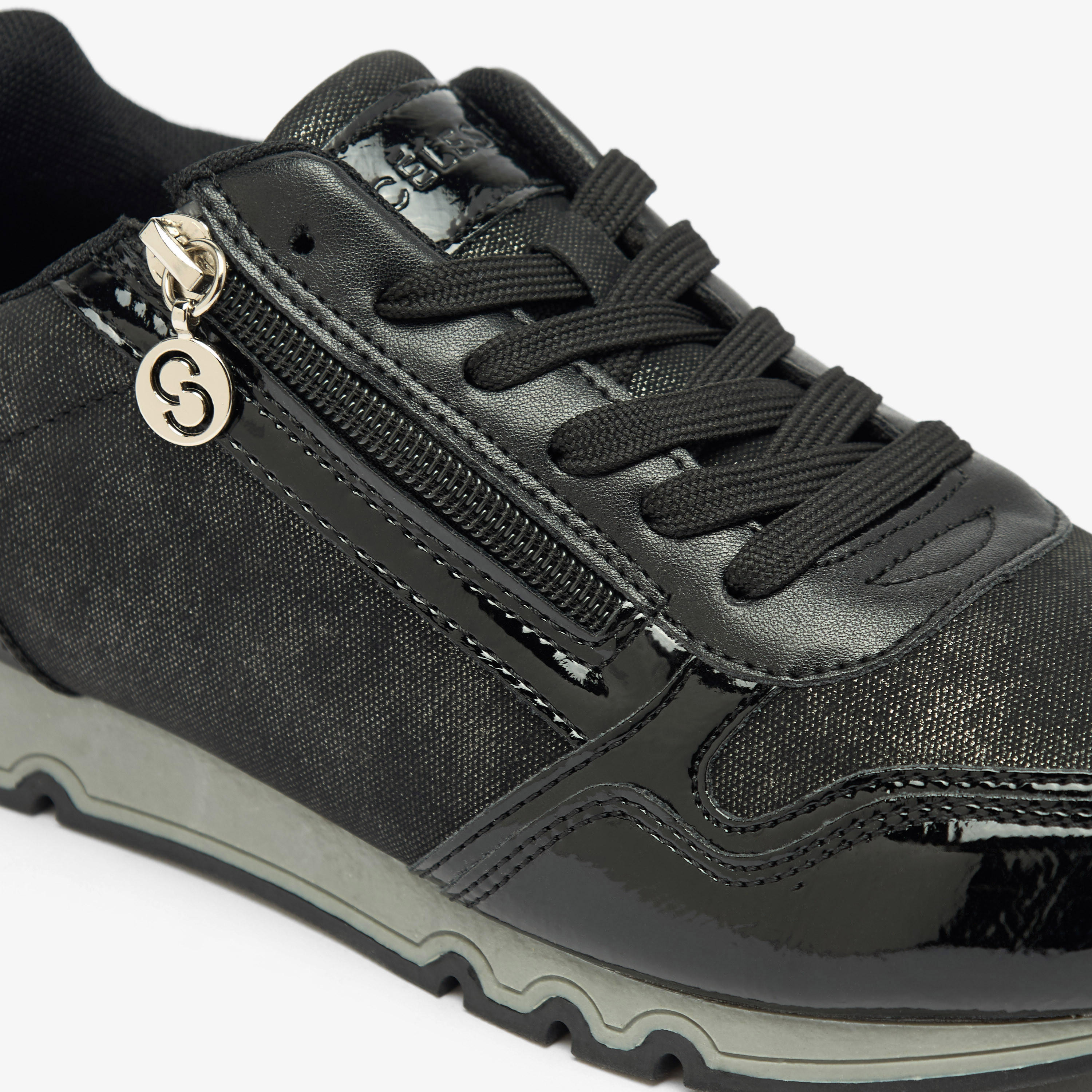 حذاء سنيكرز بكاحل منخفض ورباط إغلاق وألواح للنساء من سيليست-women-shoes-sneakers-image-5