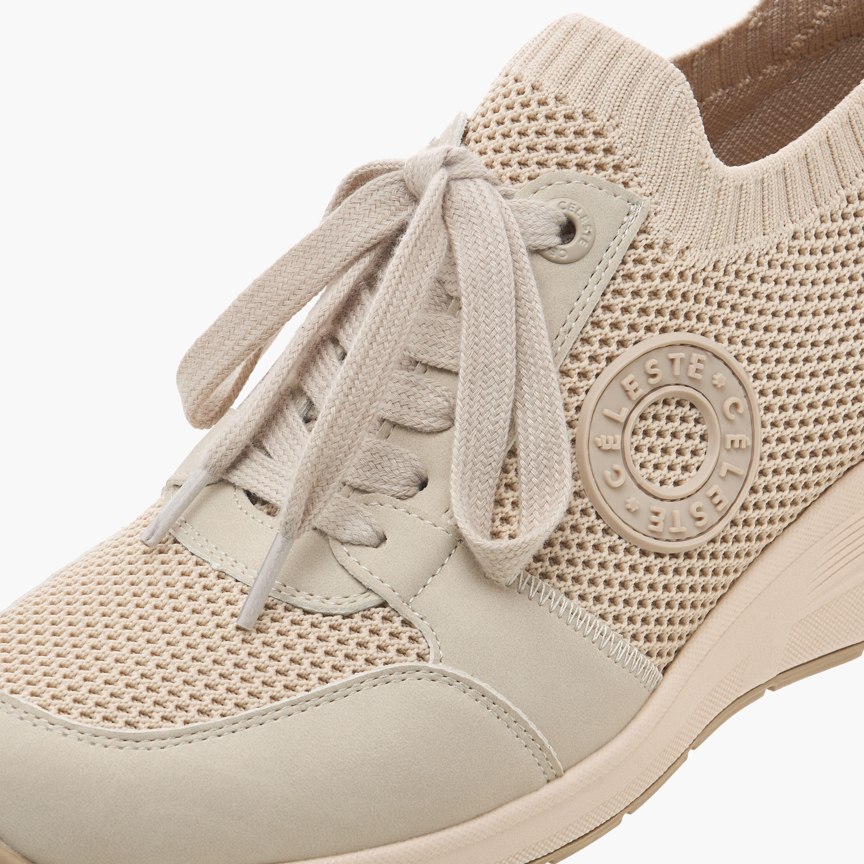 حذاء سنيكرز برباط إغلاق للنساء من سيليست-women-shoes-sneakers-image-4