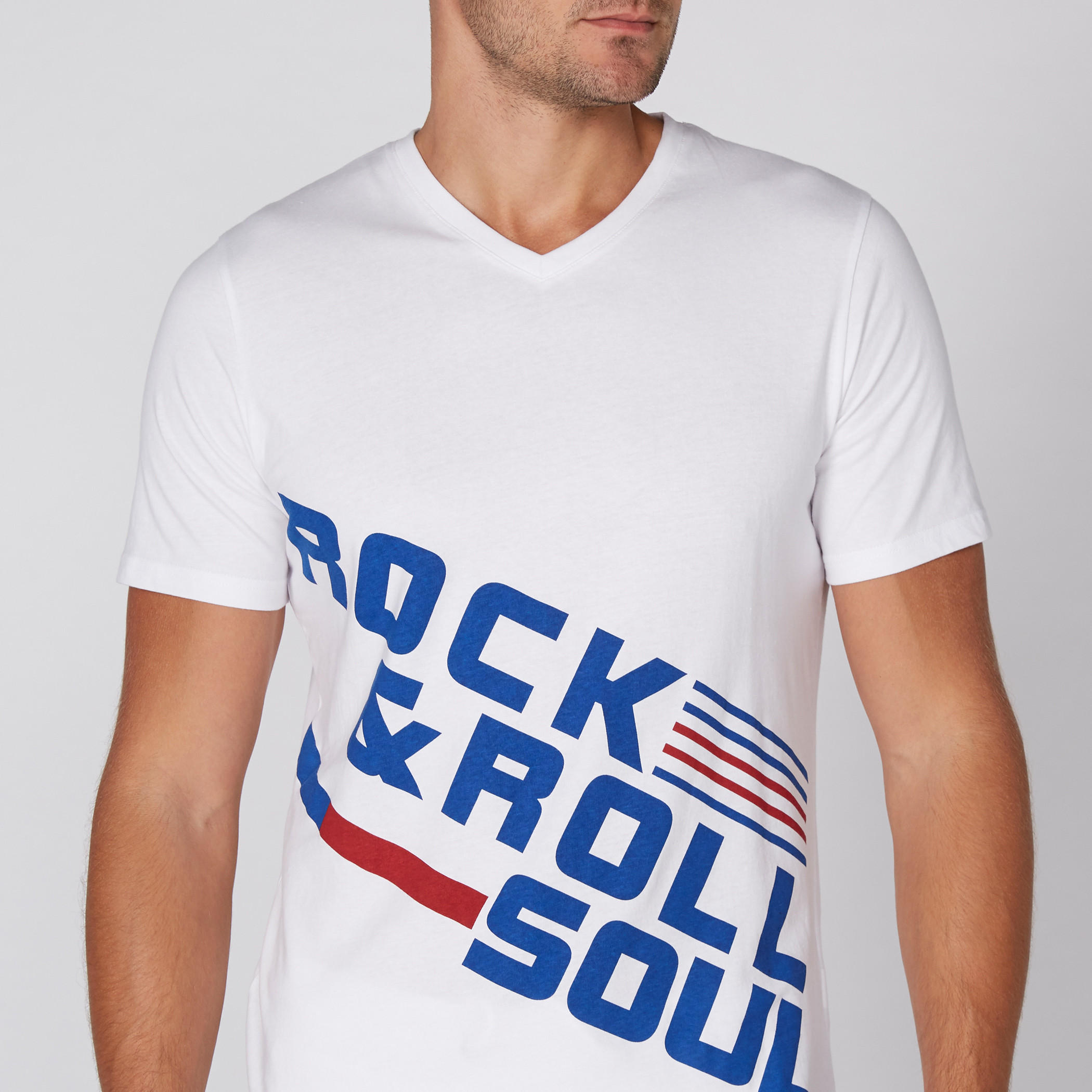 تيشيرت بياقة V وأكمام قصيرة وطبعات-men-clothing-tshirtsandpolos-tshirts-image-2