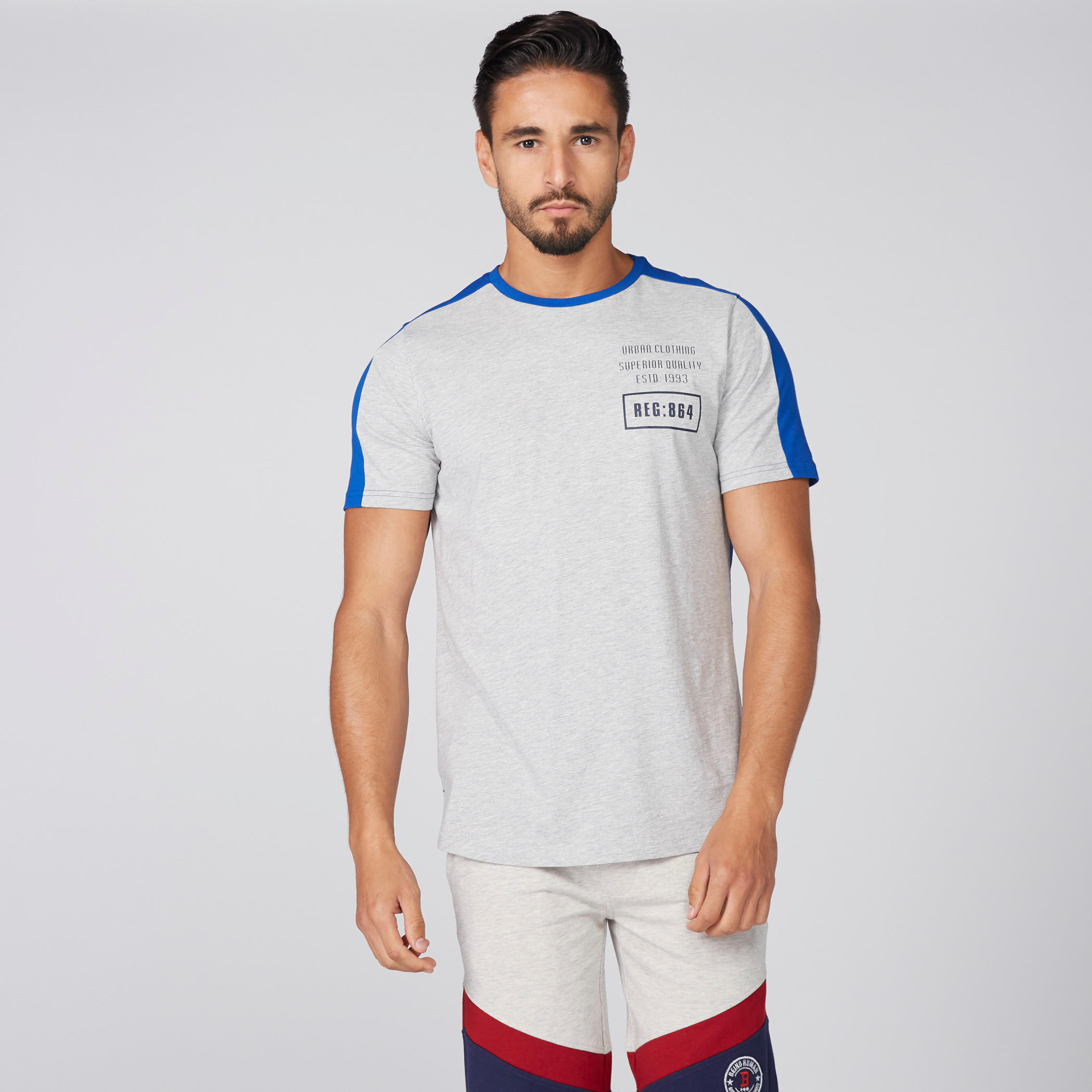 تيشيرت بطبعات وأكمام قصيرة-men-clothing-tshirtsandpolos-tshirts-image-1