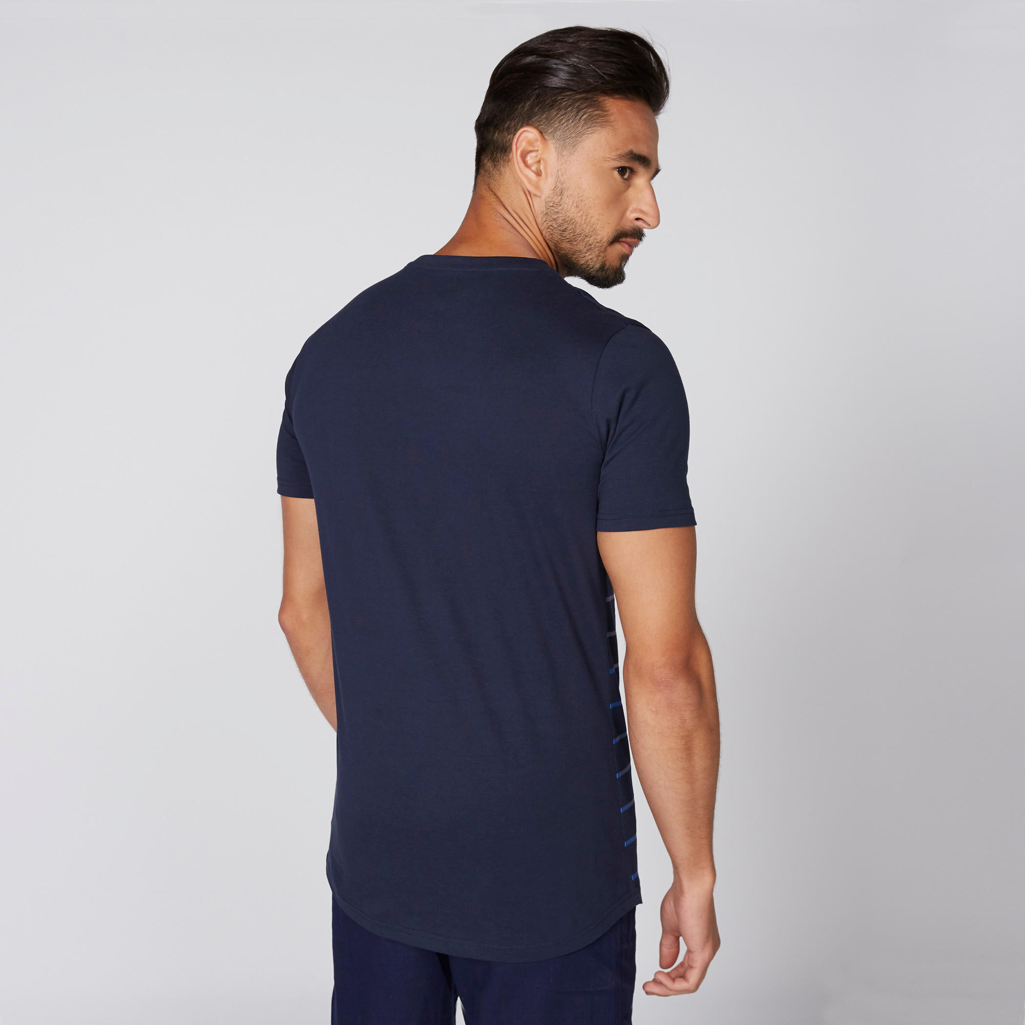 تيشيرت مقلّم بياقة مستديرة وأكمام قصيرة-men-clothing-tshirtsandpolos-tshirts-image-3