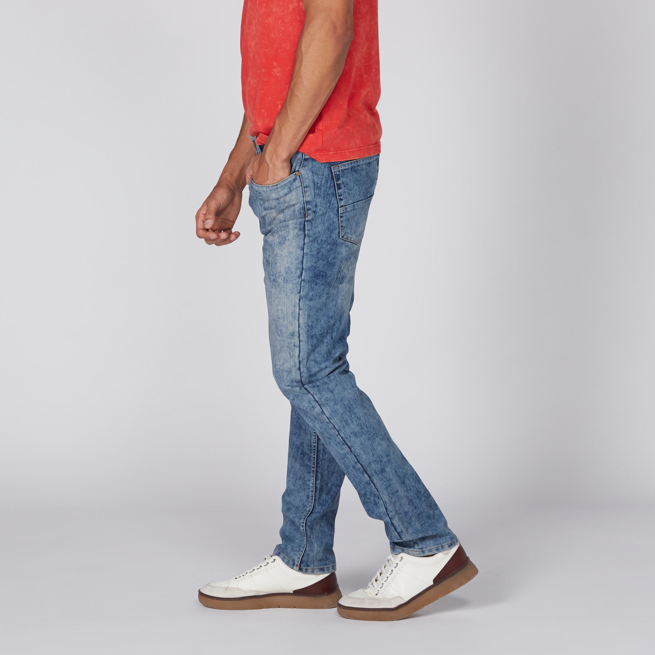 بنطال جينز طويل بأزرار وجيوب-men-clothing-bottoms-jeans-image-4