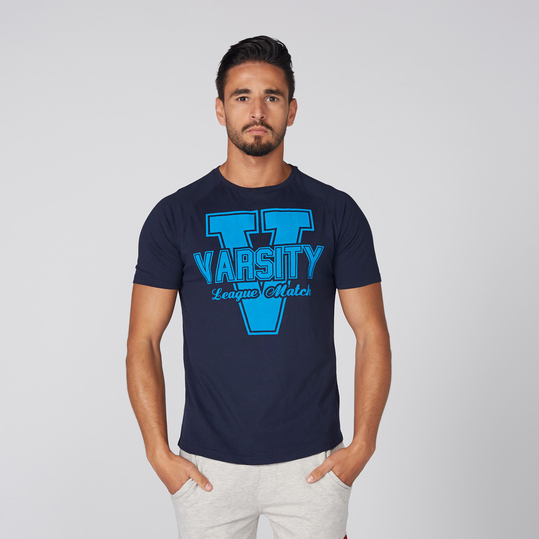 تيشيرت بطبعات وياقة مستديرة وأكمام قصيرة-men-clothing-tshirtsandpolos-tshirts-image-1