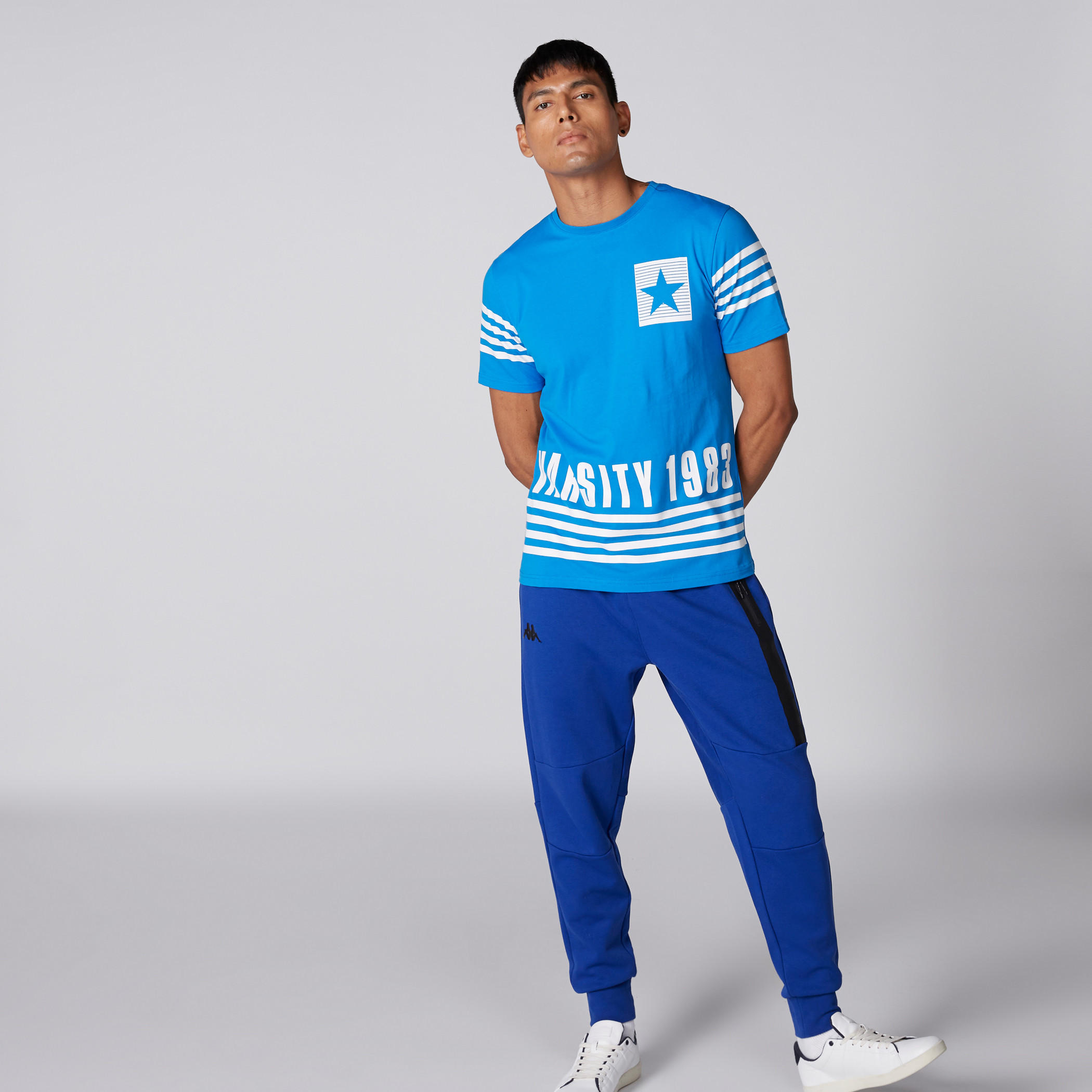 تيشيرت بياقة مستديرة وأكمام قصيرة وطبعات-men-clothing-tshirtsandpolos-tshirts-image-4