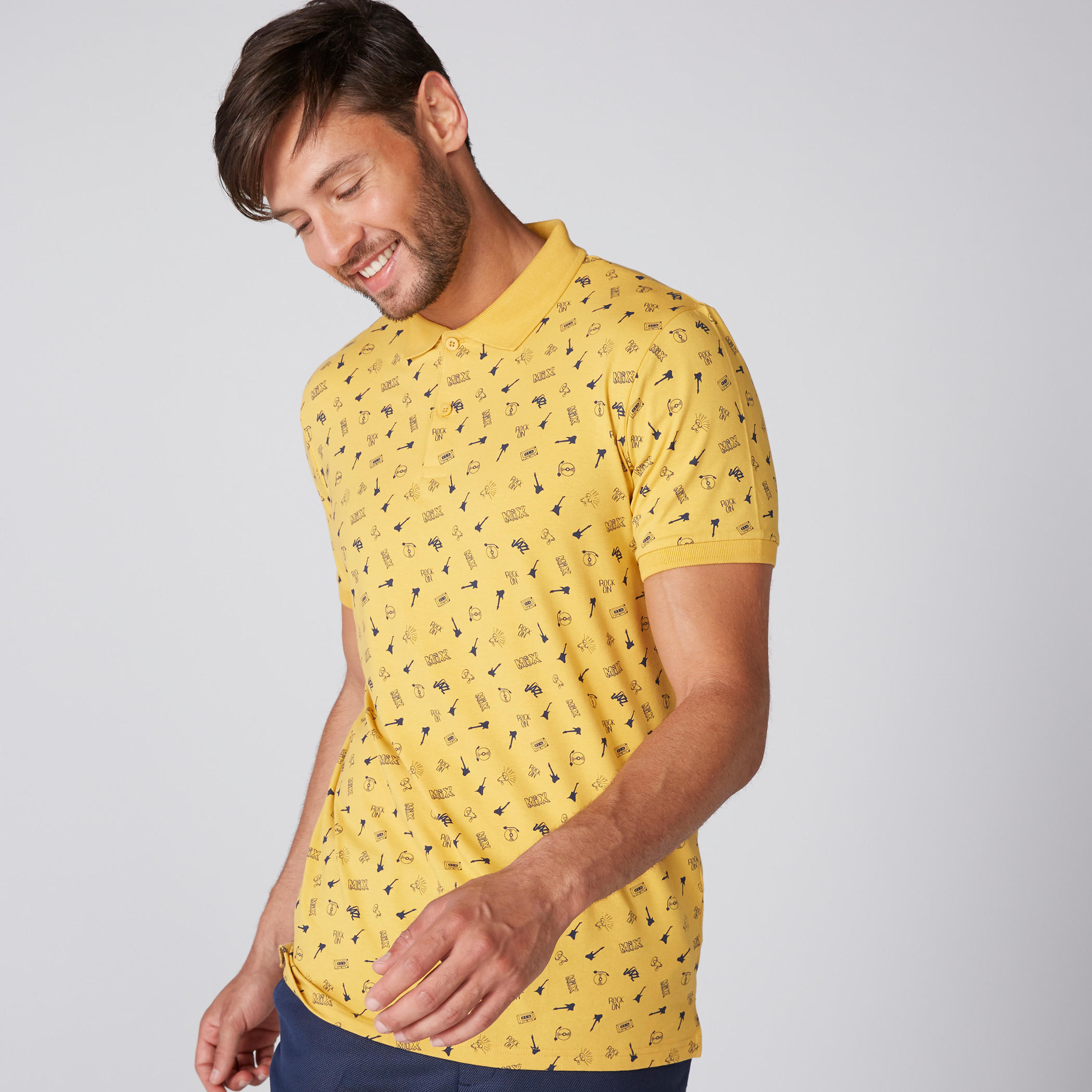 تيشيرت بياقة بولو وأكمام قصيرة وطبعات-men-clothing-tshirtsandpolos-polos-image-1