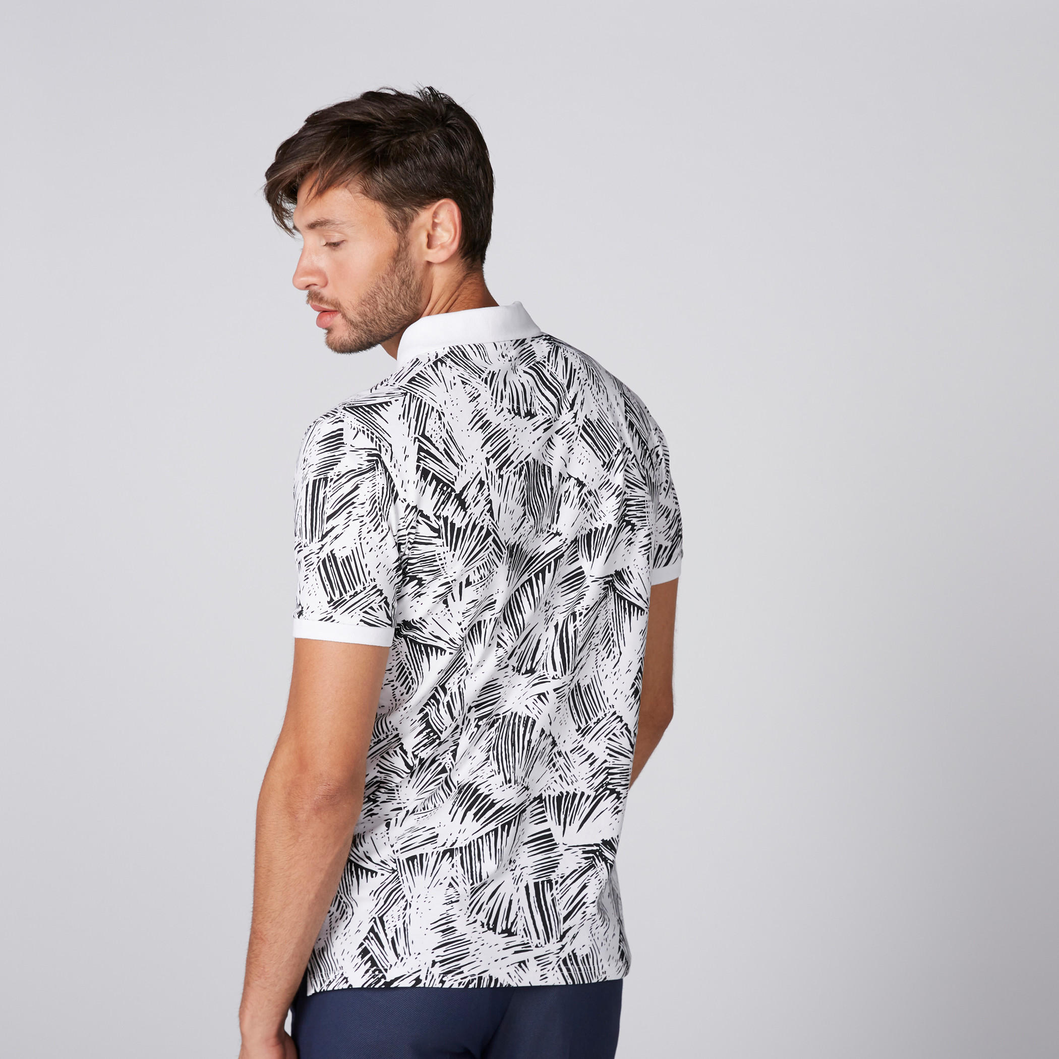 تيشيرت بياقة بولو وأكمام قصيرة وطبعات-men-clothing-tshirtsandpolos-polos-image-4