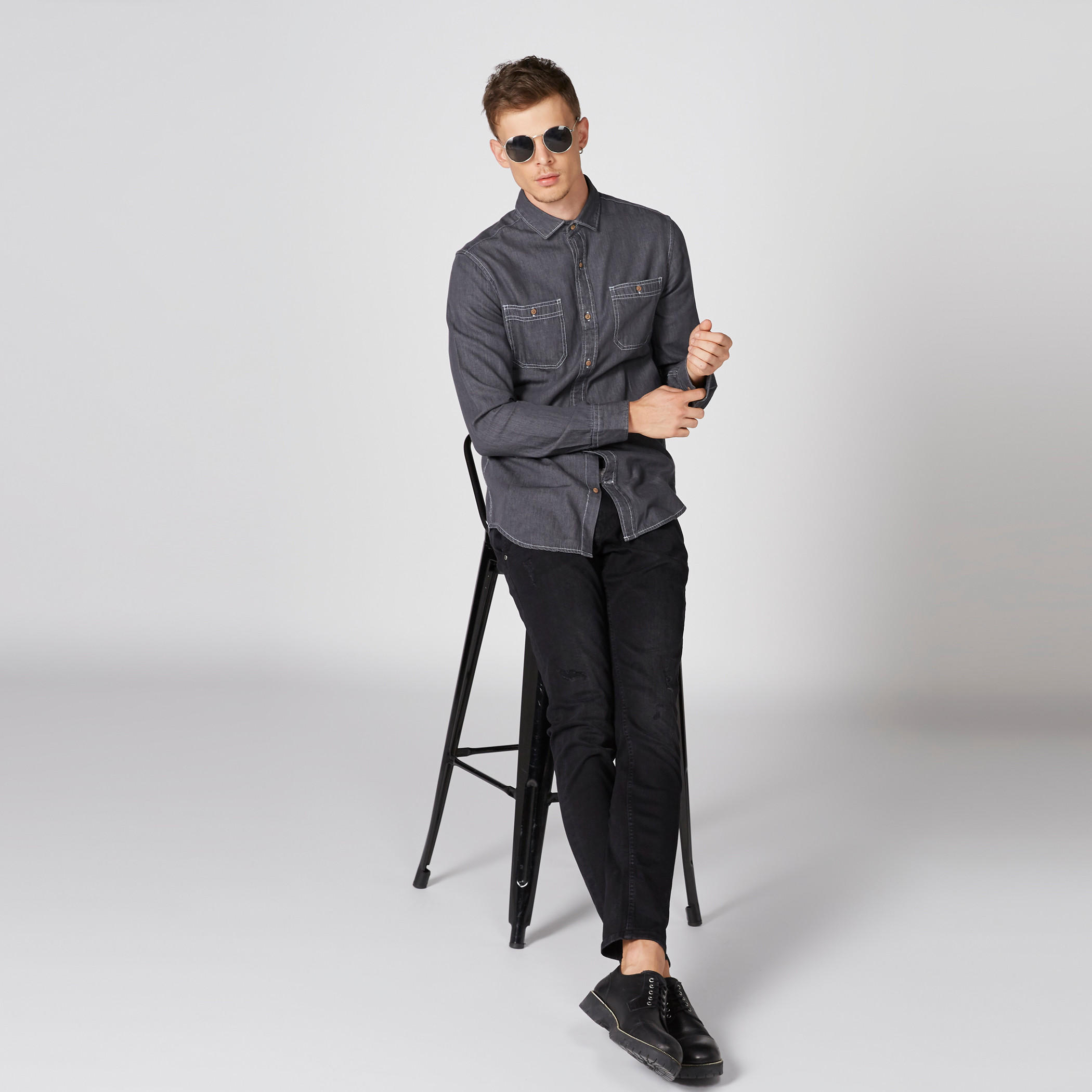 قميص من الدينم بأكمام طويلة وأزرار-men-clothing-shirts-image-5