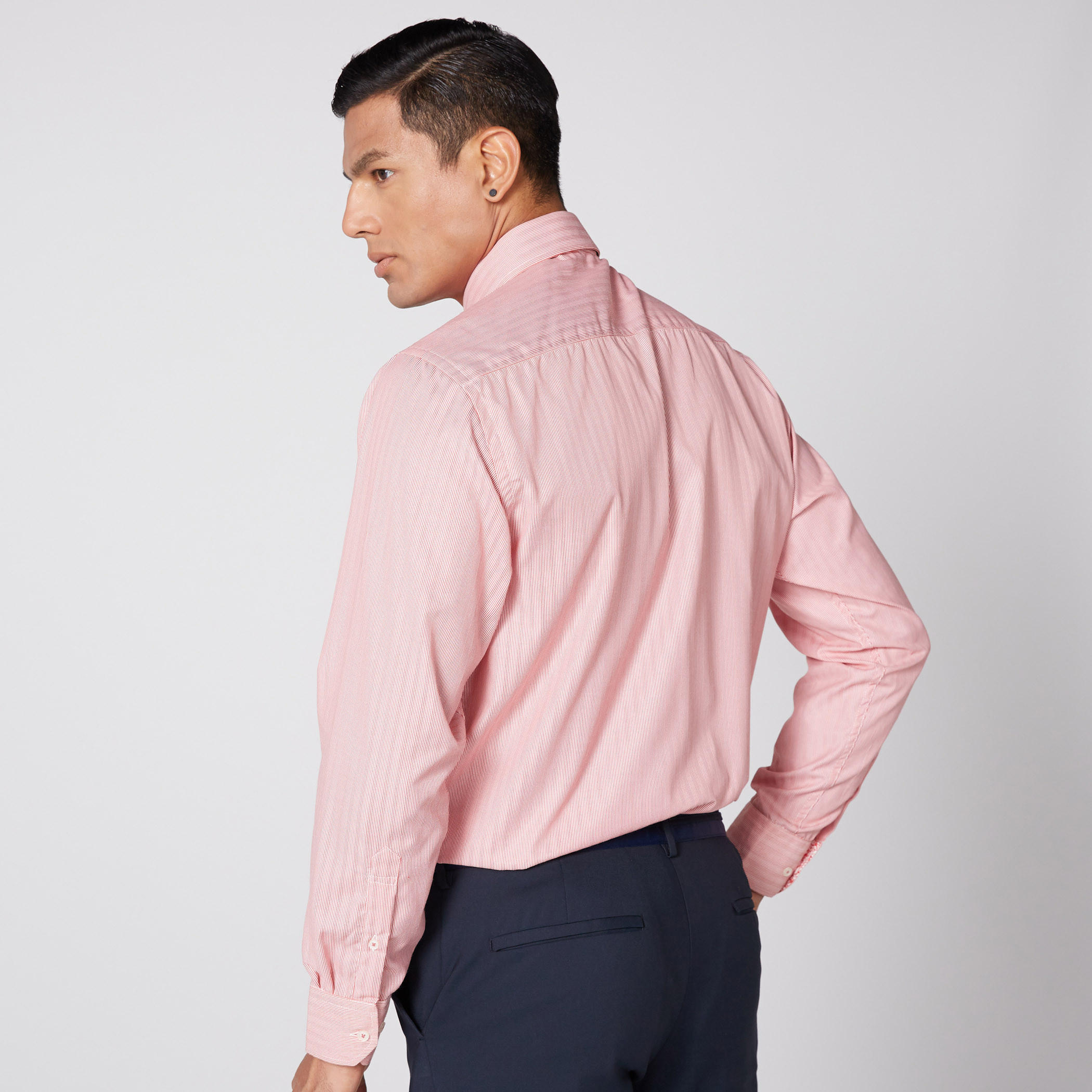 قميص مقلّم بأكمام طويلة وأزرار-men-clothing-shirts-image-4