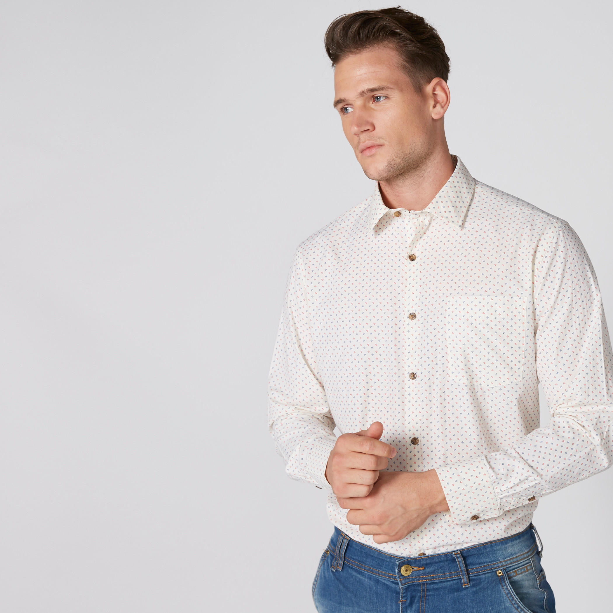 قميص بأكمام طويلة وأزرار وطبعات-men-clothing-shirts-image-2
