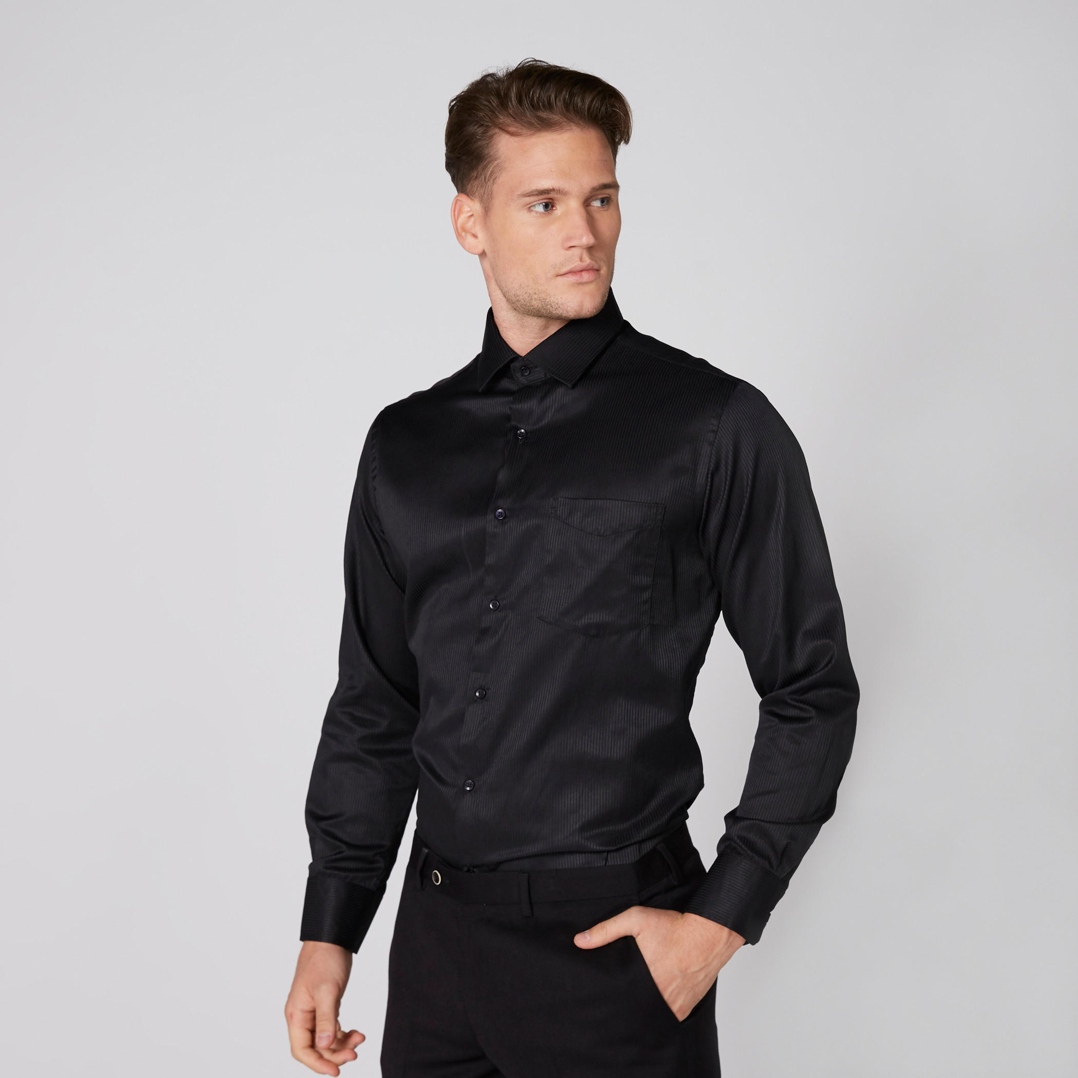 قميص مقلّم بأكمام طويلة وأزرار-men-clothing-shirts-image-1