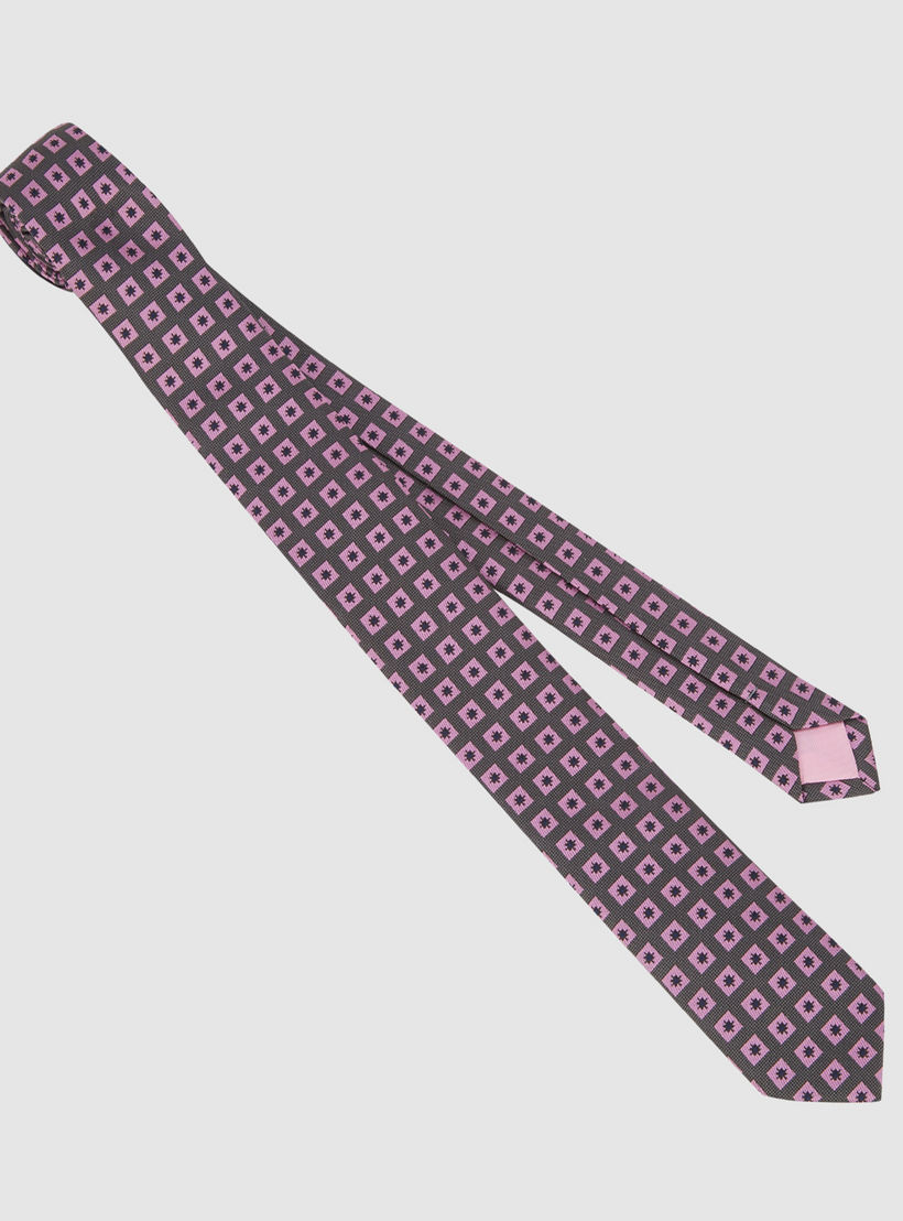 ربطة عنق بطبعات-men-tiesandcufflinks-pocketsquares-image-1